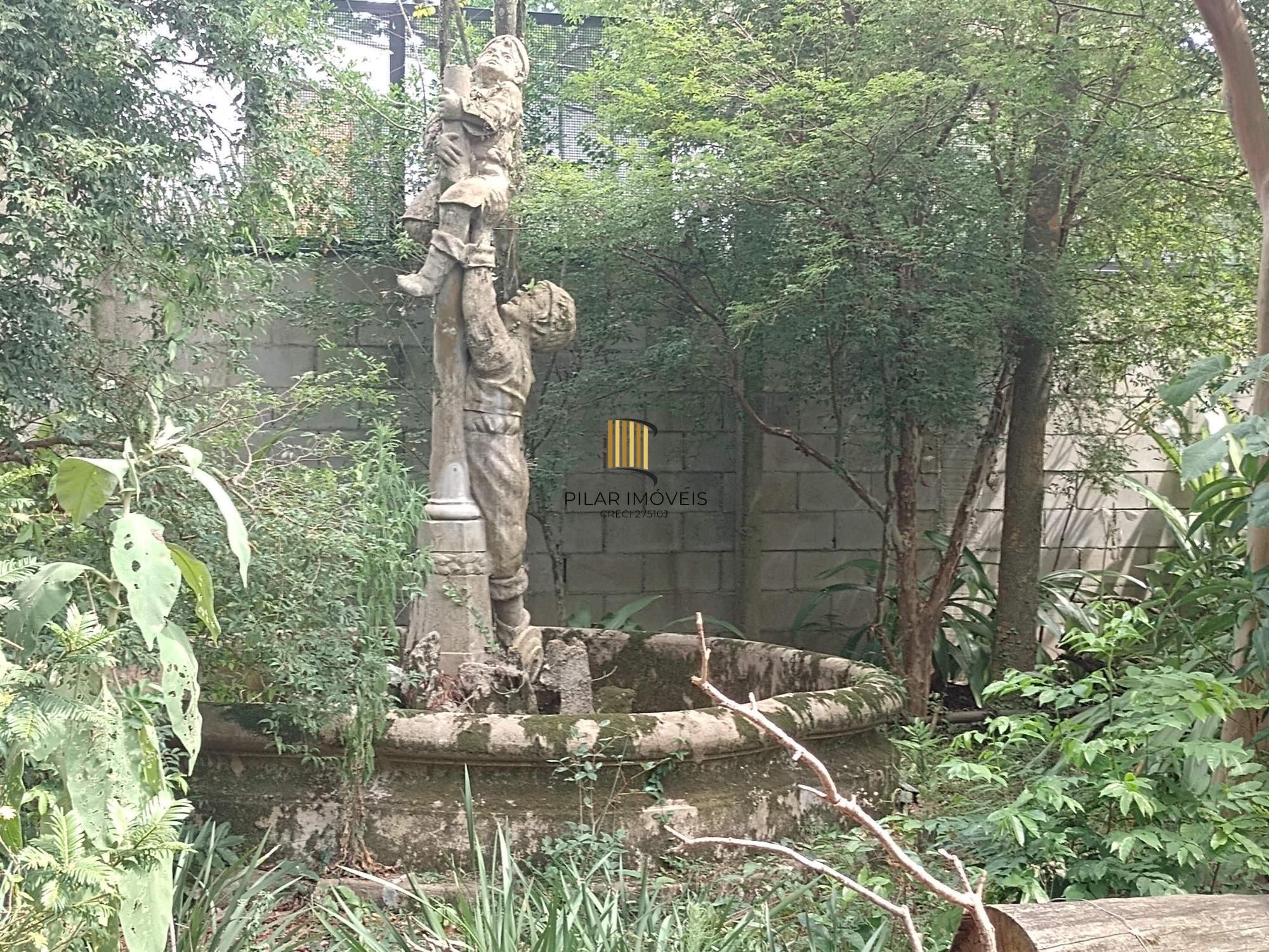 Terreno com área de 3.600m2 com 43m de margem no Rio Guaíba