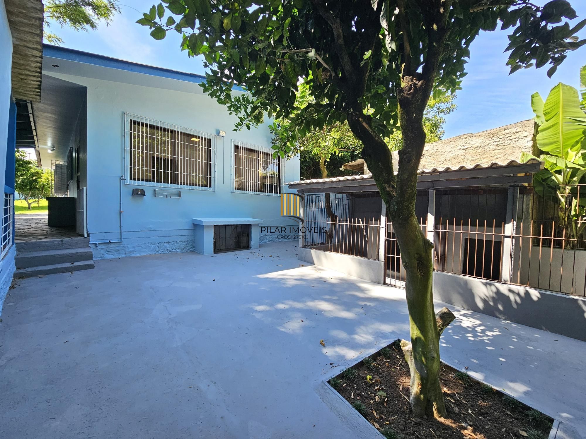 TERRENO COM MAIS DE 790M2 | CASA IMPECÁVEL DE 2 DORMITÓRIOS