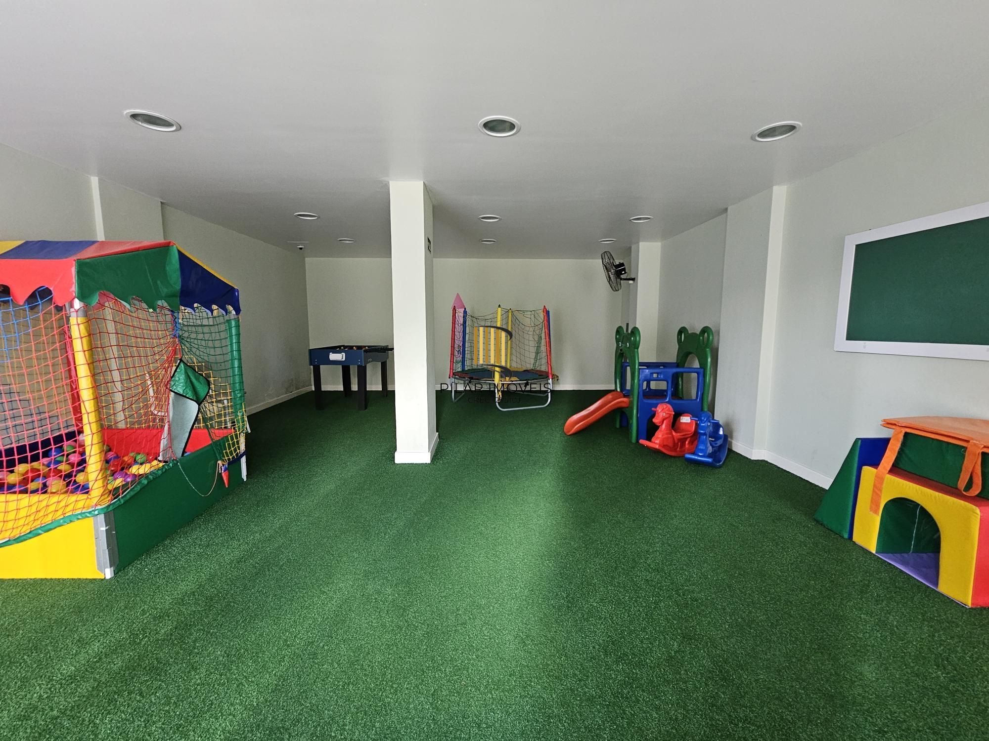 Apartamento 2 dormitórios com vaga coberta