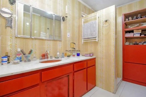 Casa 3 dormitórios ampla, perto da PUC