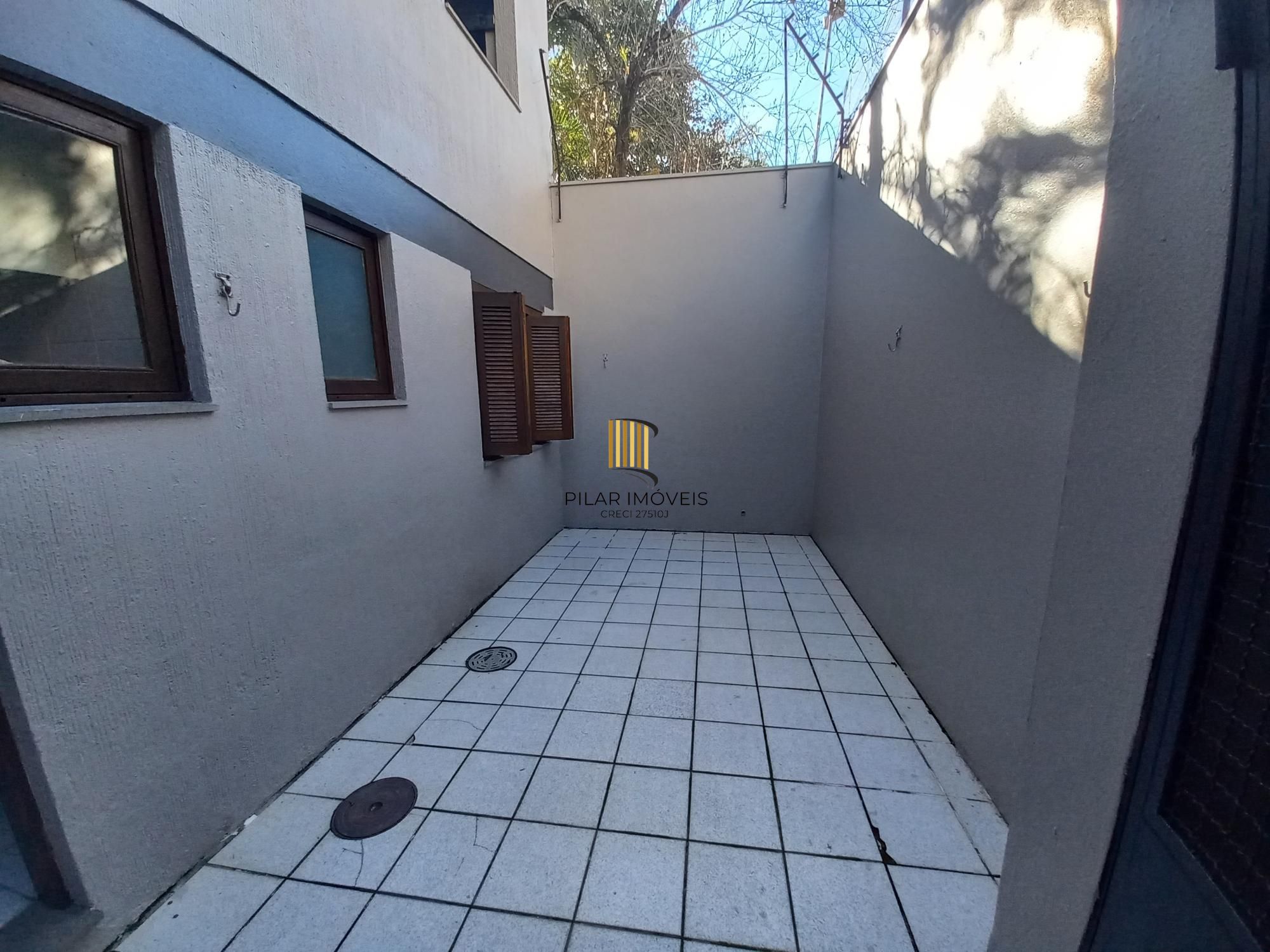 Sobrado 3 Dorm. semi mobiliado