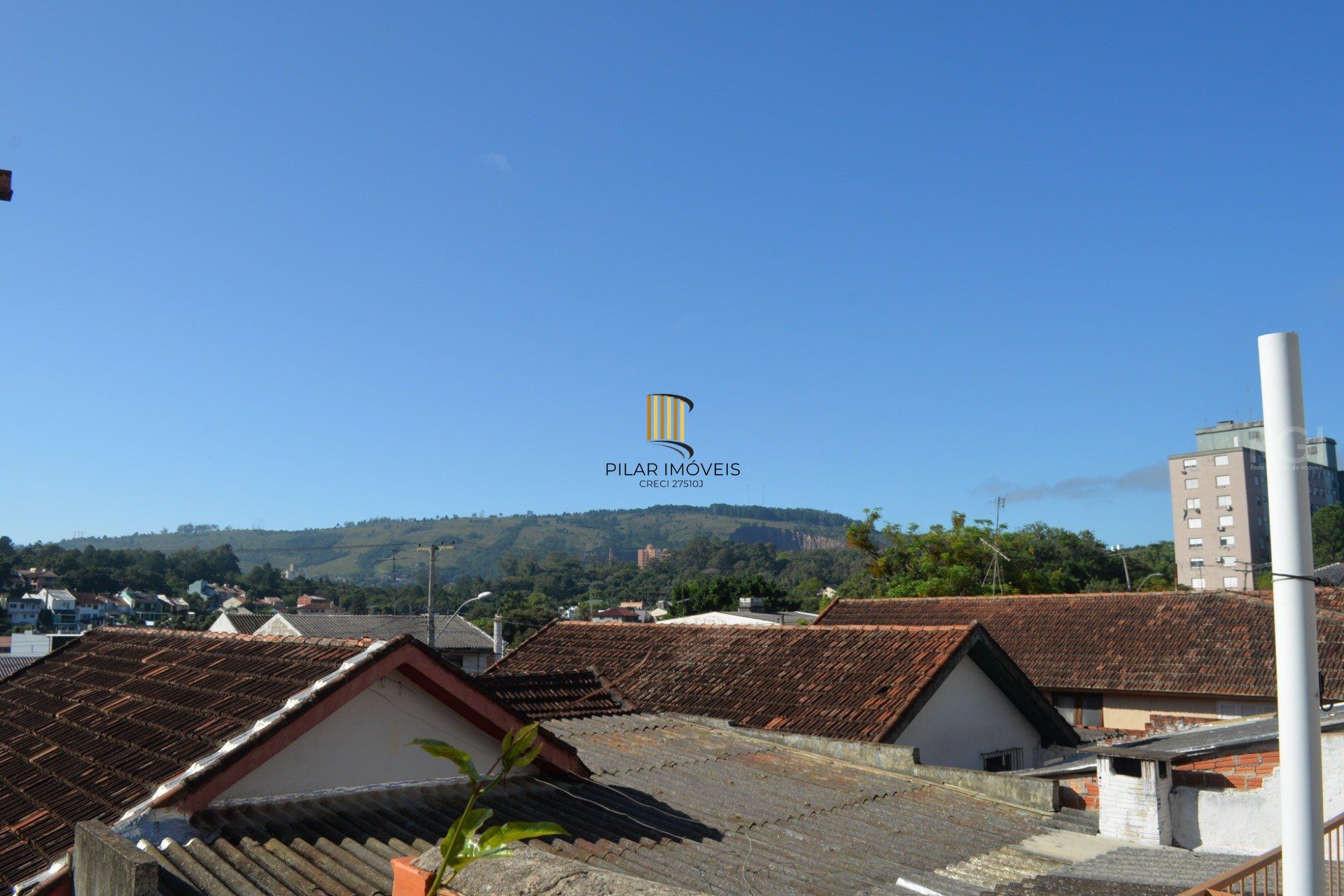 Sobrado para Venda - 168m², 4 dormitórios, 6 vagas - Jardim Sabará