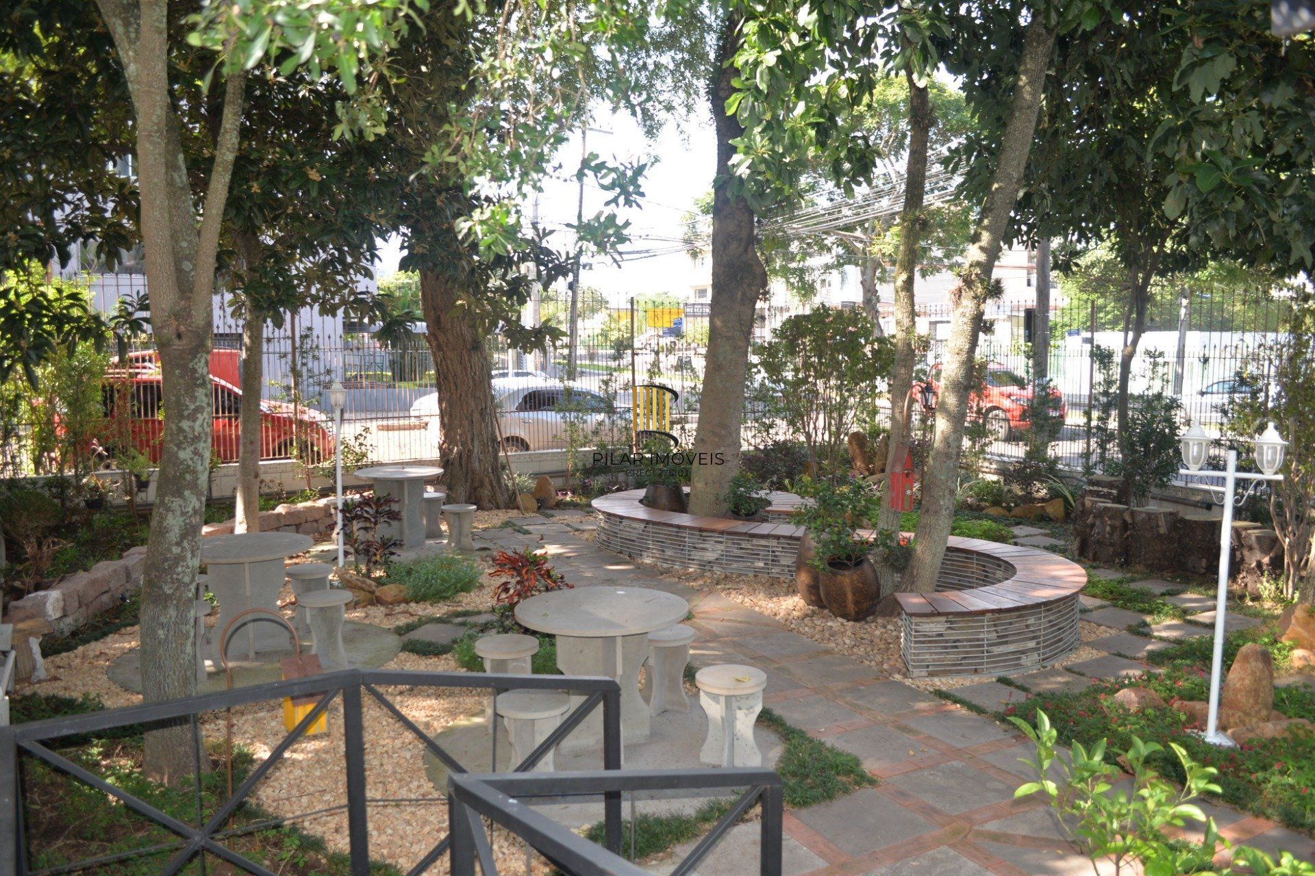Apartamento para Venda - 120.46m², 3 dormitórios, sendo 1 suites, 1 vaga - Cristal