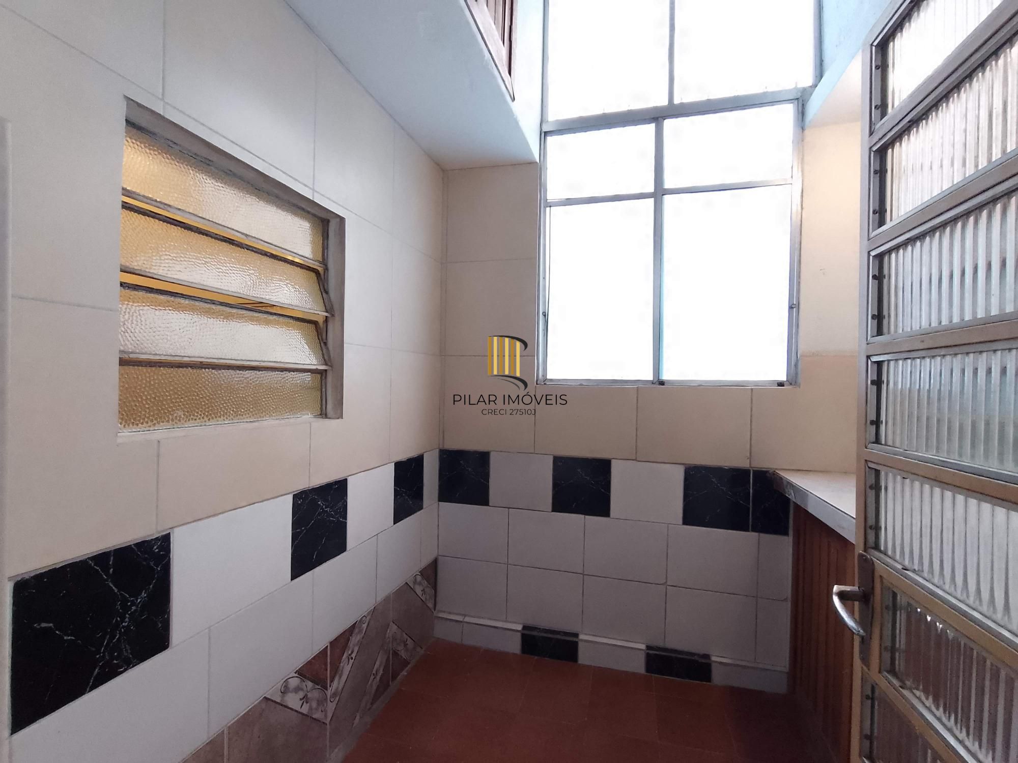 Casa ampla 3 dormitórios no Jartim Itu