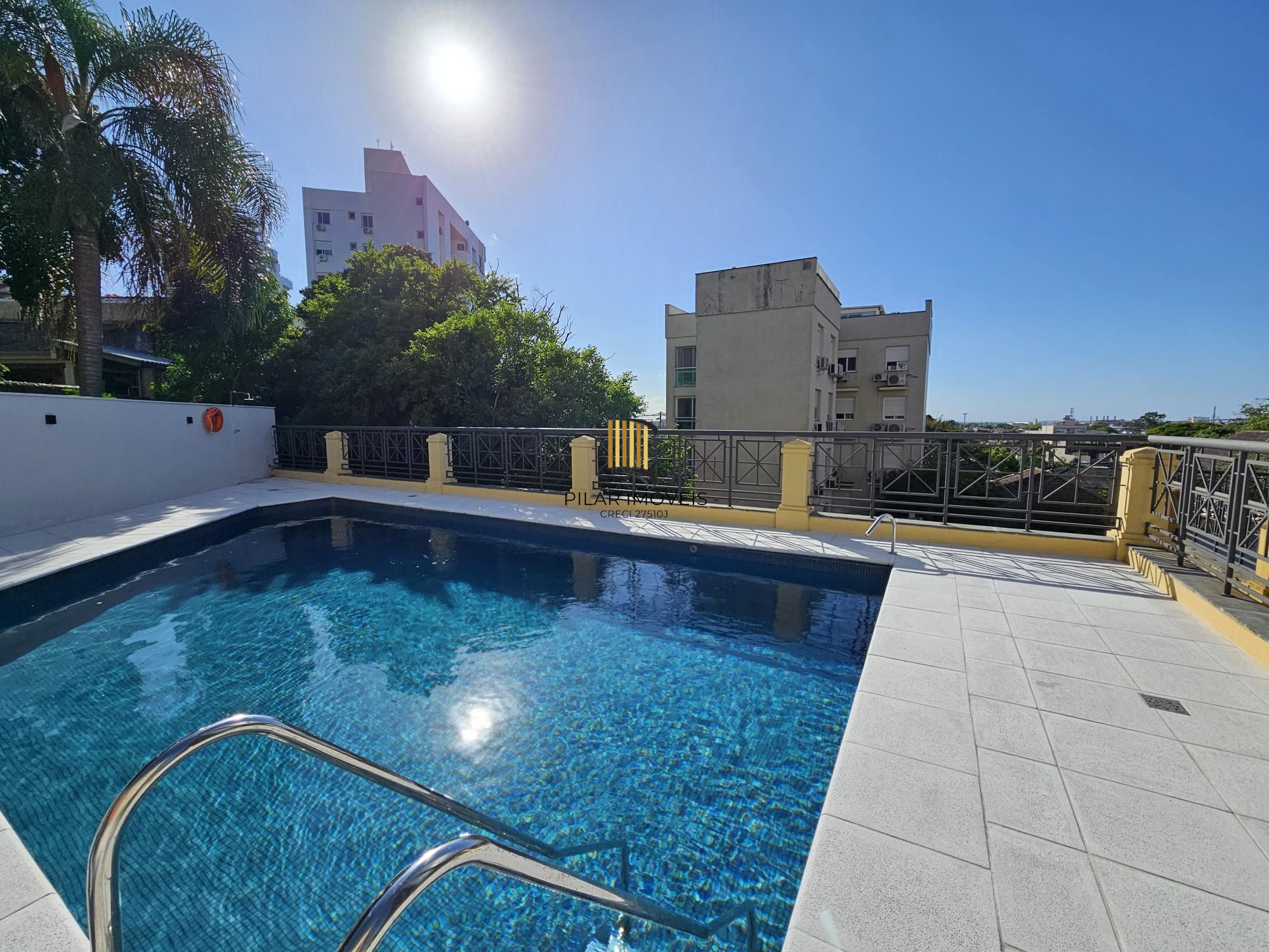 Apartamento 02 Dormitórios e 02 vagas no bairro Higienópolis