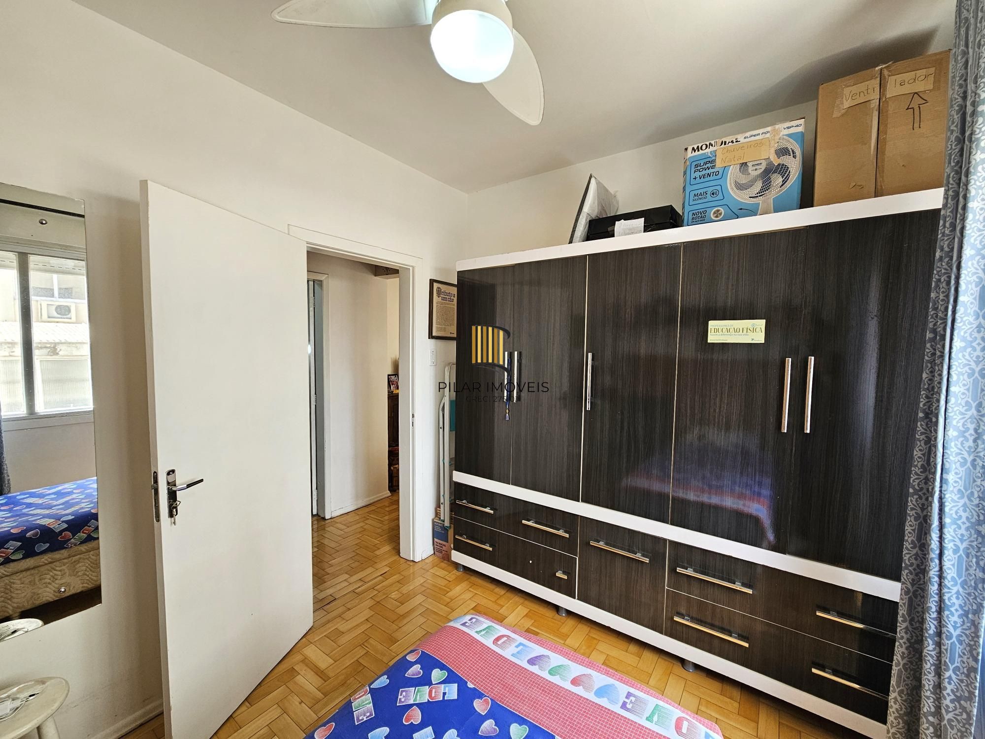 Apartamento 2 dormitórios com elevador no Floresta
