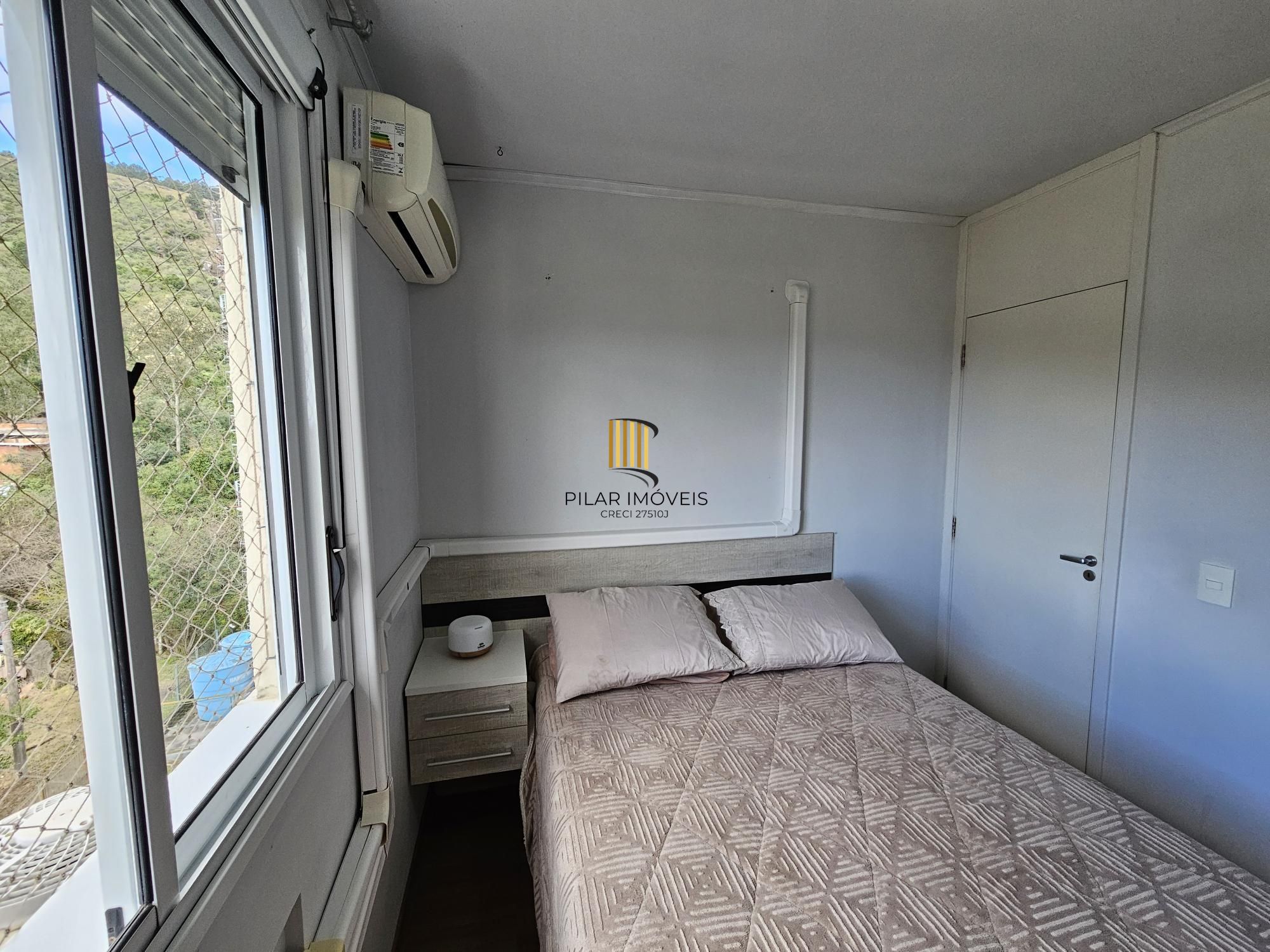 Apartamento 2 dormitórios mobiliado com vaga e elevador no Alto Petrópolis