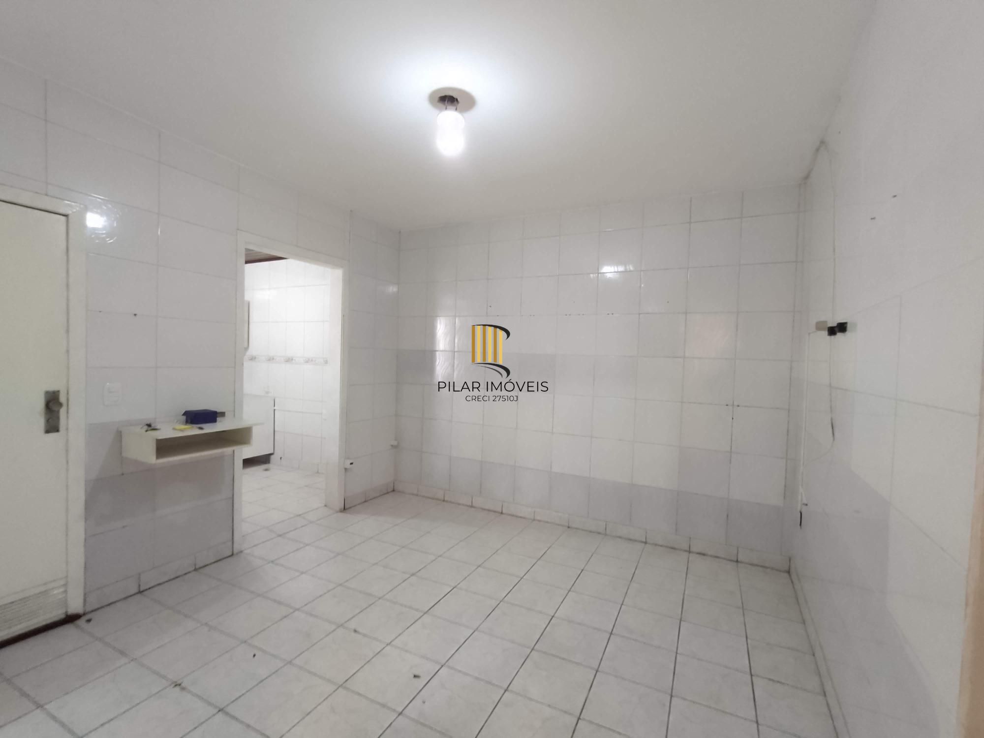 Casa ampla 3 dormitórios no Jartim Itu