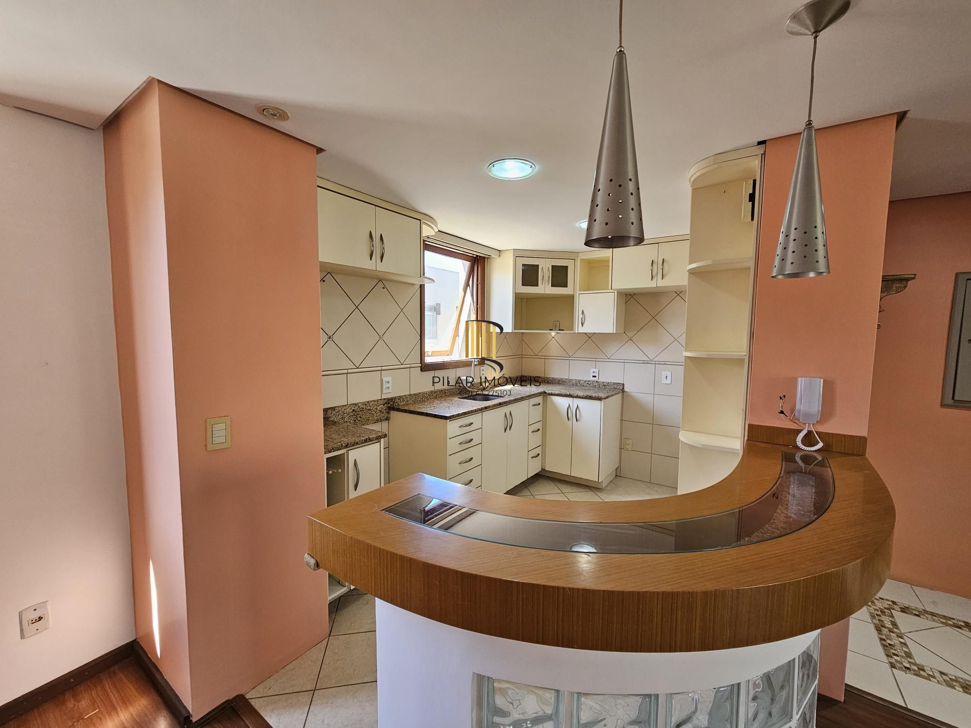 Cobertura 3 dormitórios com vaga no Petrópolis