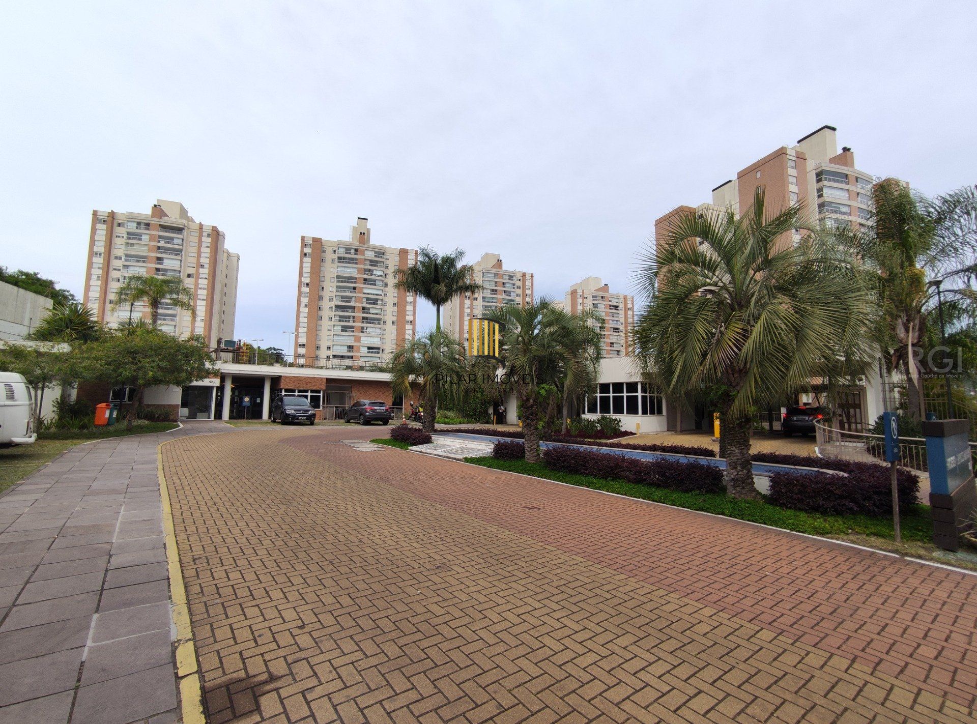 Apartamento para Venda - 162.53m², 3 dormitórios, sendo 3 suites, 2 vagas - Jardim Do Salso