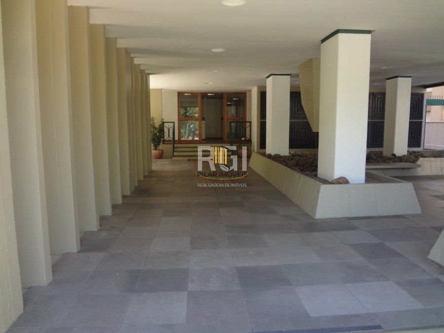 Cobertura para Venda - 267m², 3 dormitórios, sendo 1 suites, 2 vagas - Menino Deus