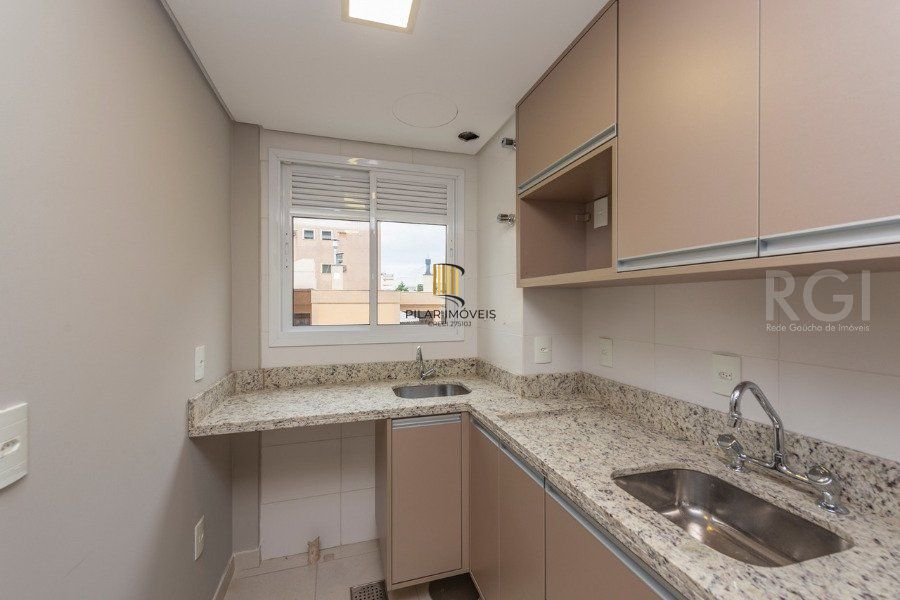 Apartamento para Venda - 65.41m², 3 dormitórios, sendo 1 suites, 1 vaga - Petrópolis
