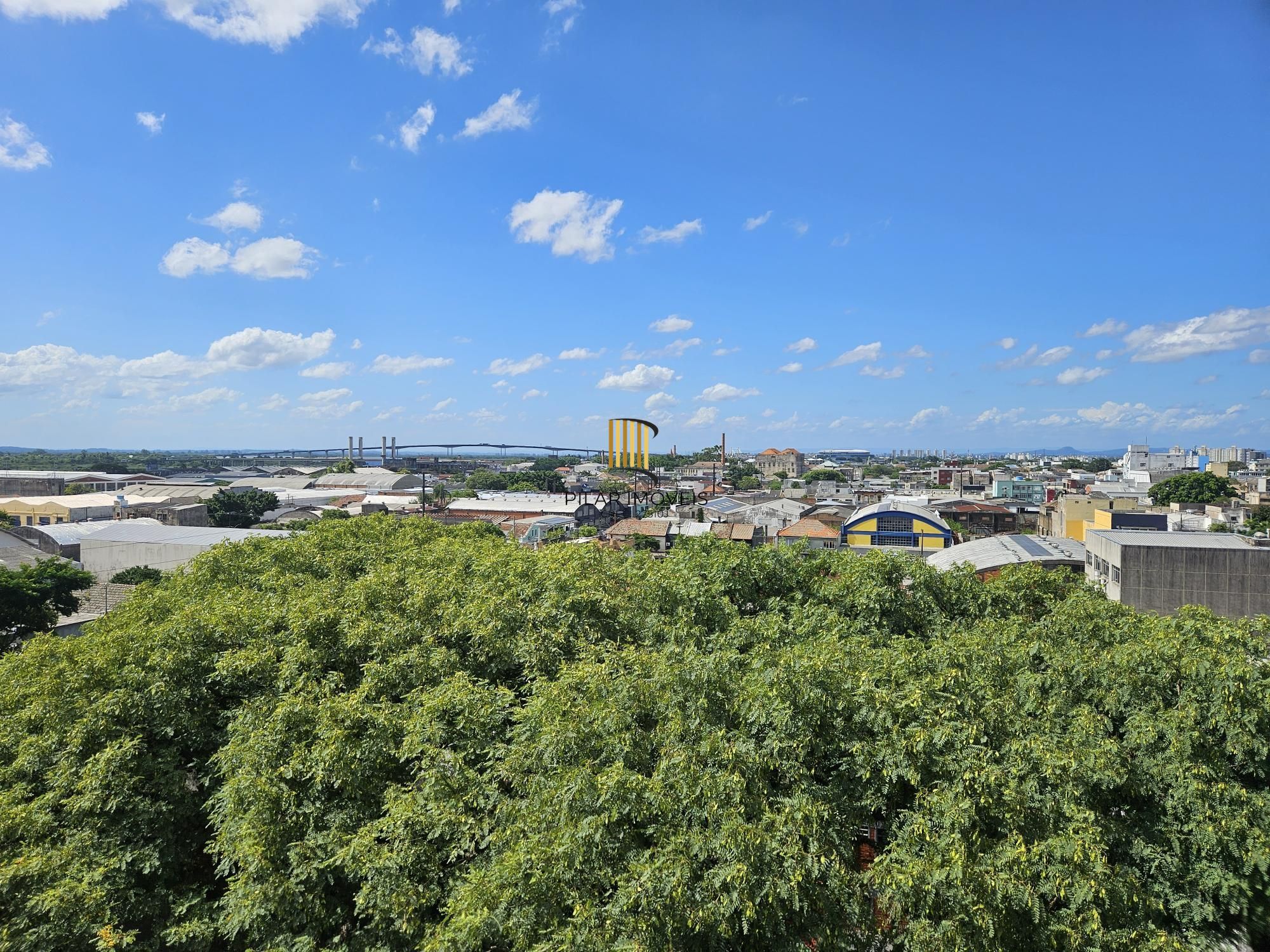 Apartamento 2 dormitórios com vaga e elevador no São Geraldo