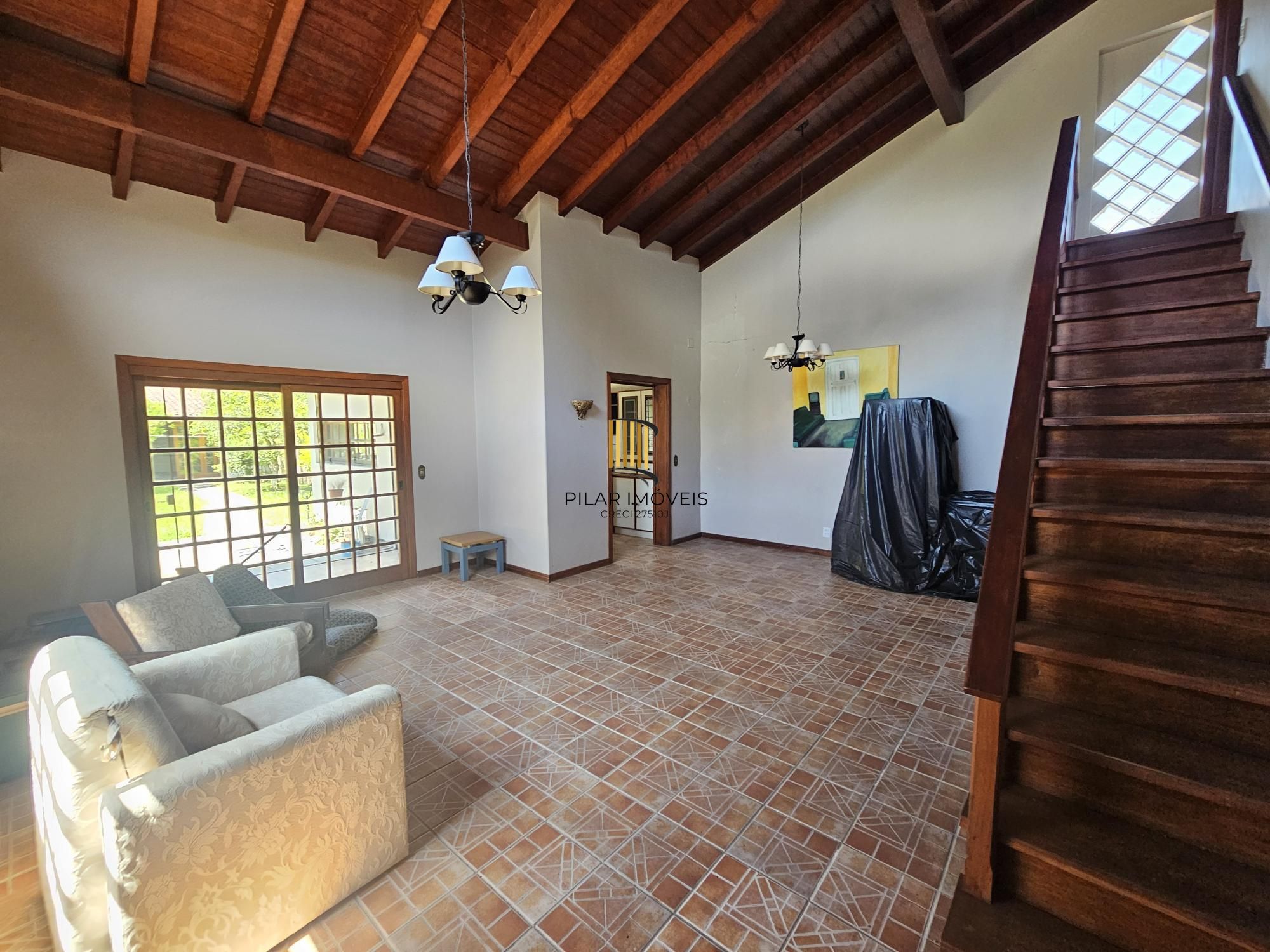 LINDO SOBRADO NO MELHOR PONTO DO BAIRRO TRISTEZA