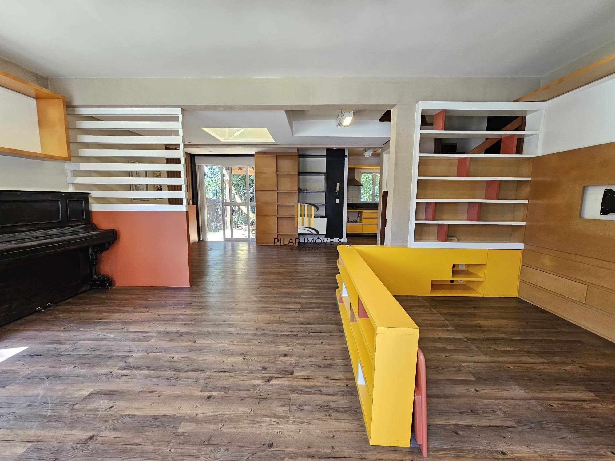 CASA EM CONDOMÍNIO NA AVENIDA PROTÁSIO ALVES