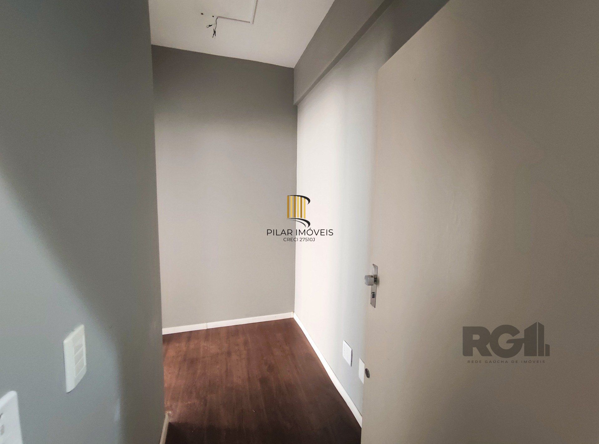 Conjunto/Sala para Venda - 31.9m², 0 dormitórios, Petrópolis