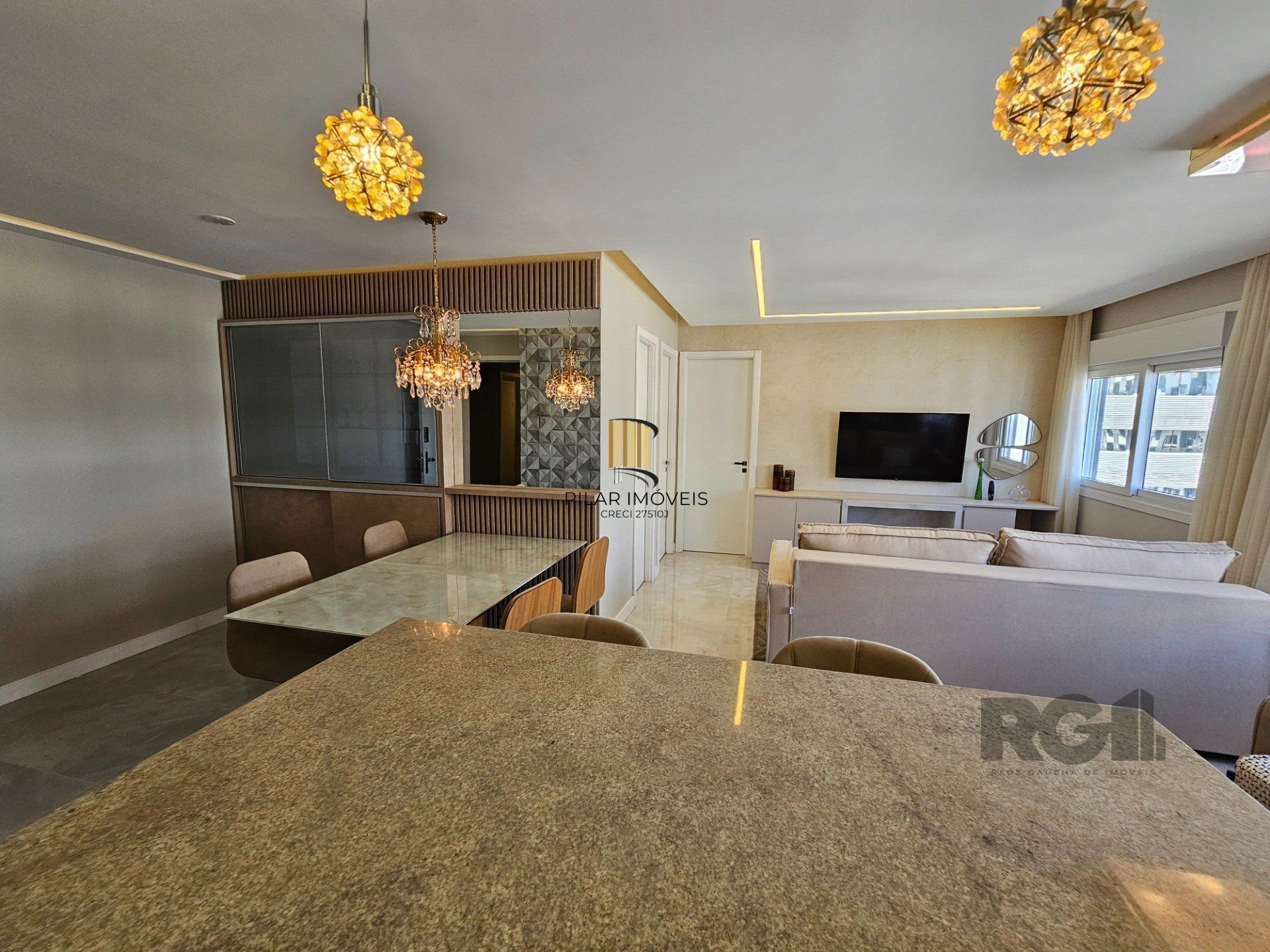 Apartamento para Venda - 67.43m², 2 dormitórios, sendo 1 suites, 2 vagas - Jardim Lindóia