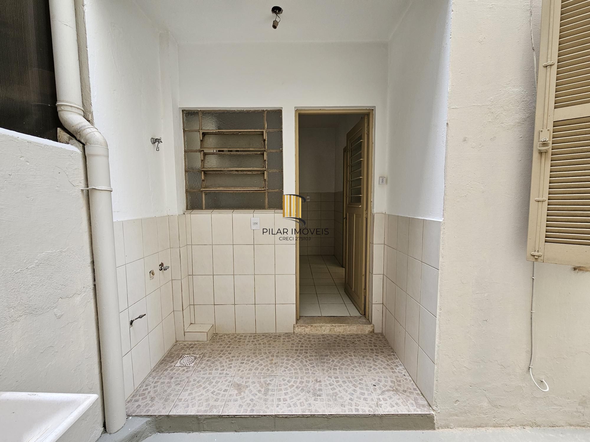 APARTAMENTO TÉRREO | MENINO DEUS