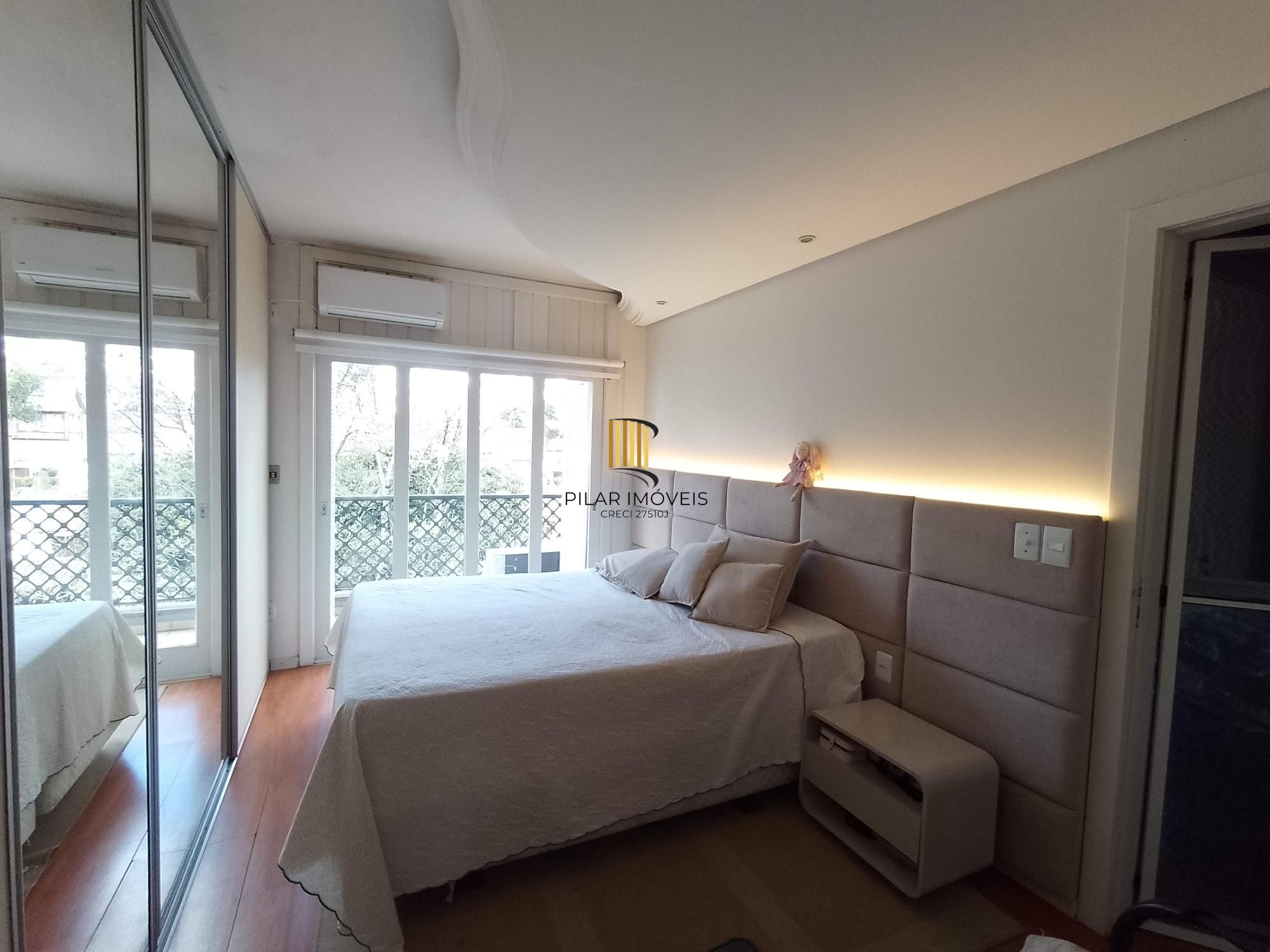 Casa 3 dormitórios em condomínio de luxo próximo ao Shopping Iguatemi