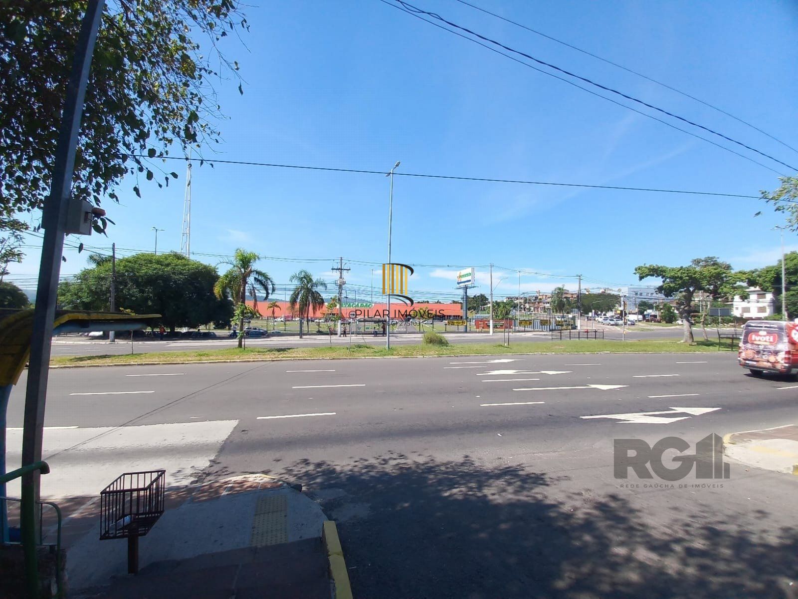 Apartamento 2 dormitórios no bairro Cavalhada