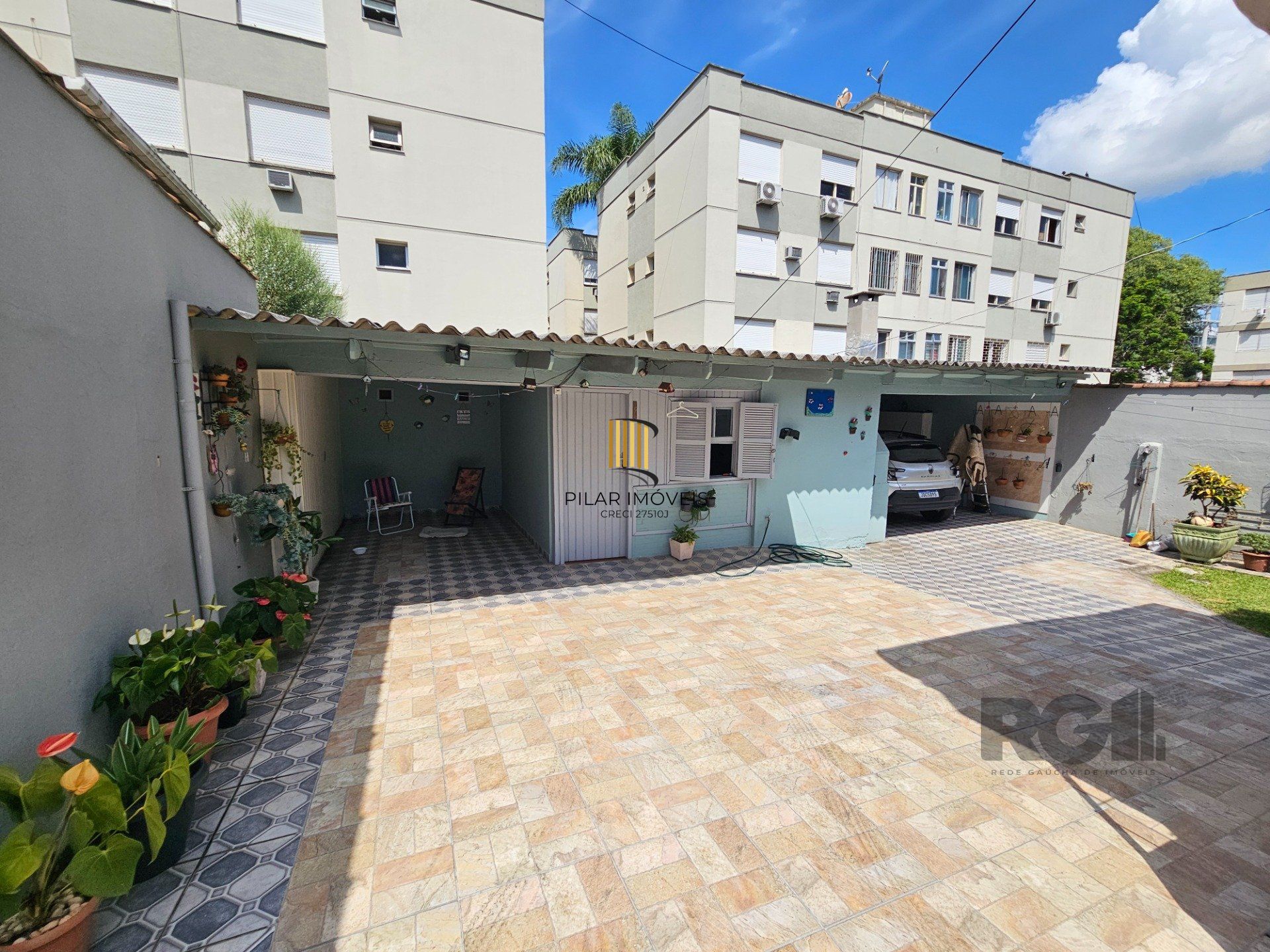 Casa 3 dormitórios no bairro Jardim do Salso