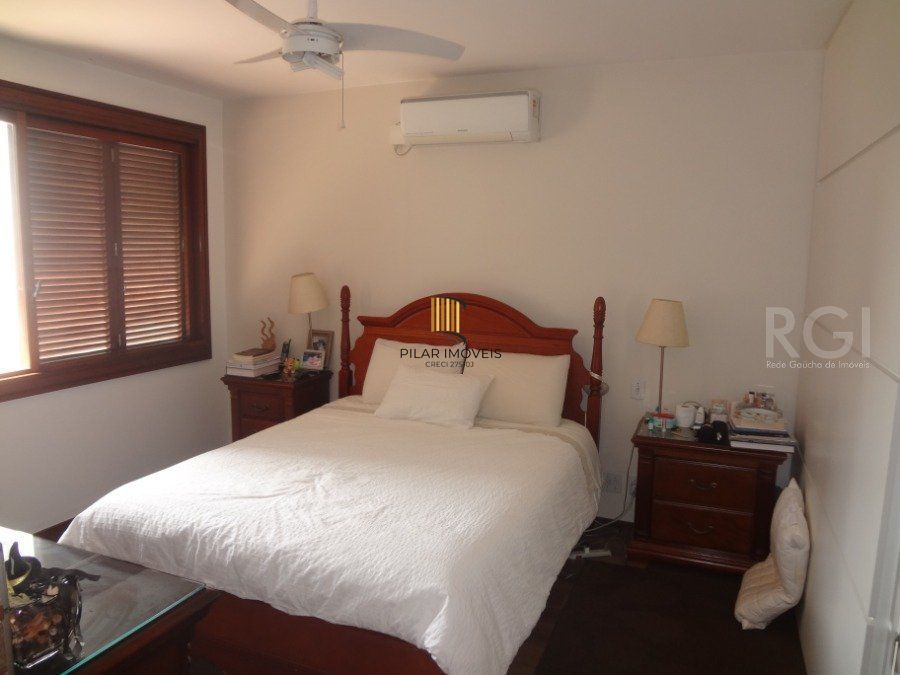 Cobertura para Venda - 263.75m², 3 dormitórios, sendo 1 suites, 2 vagas - Petrópolis