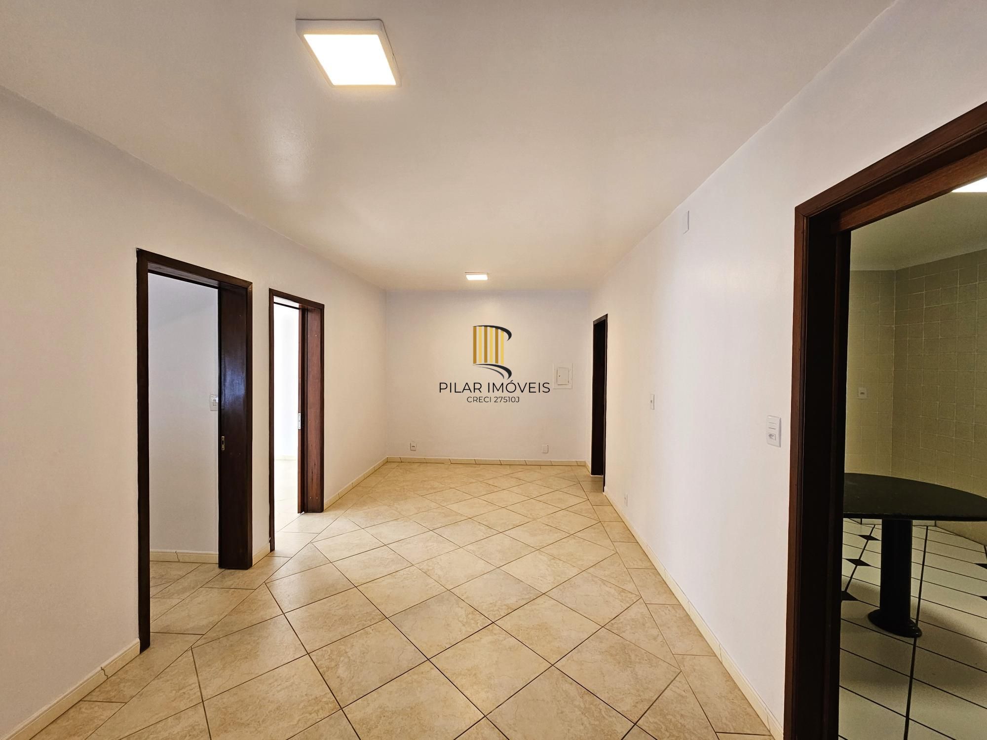 TERRENO COM MAIS DE 790M2 | CASA IMPECÁVEL DE 2 DORMITÓRIOS