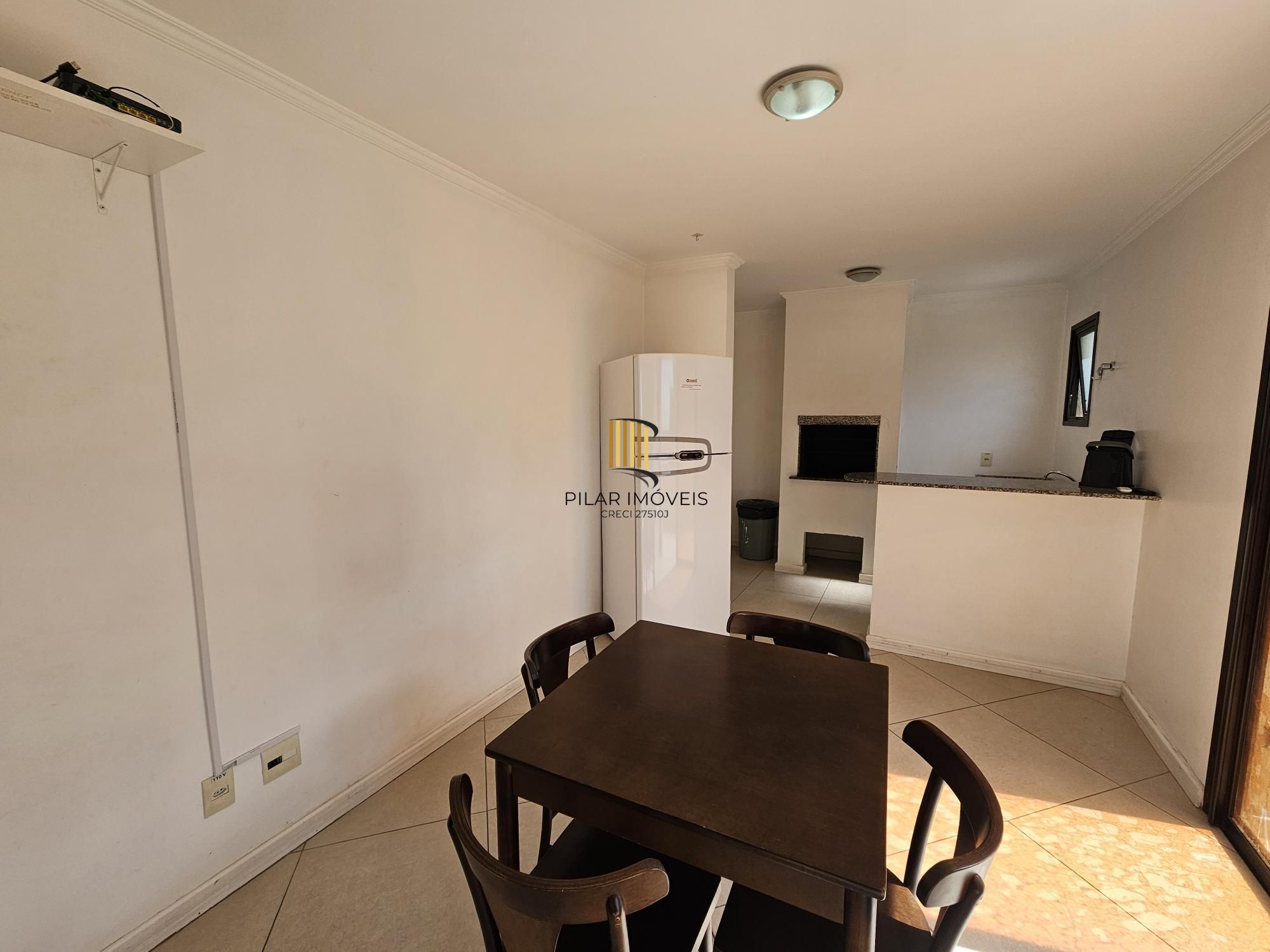 Apartamento 2 dormitórios com vaga e elevador no São Geraldo