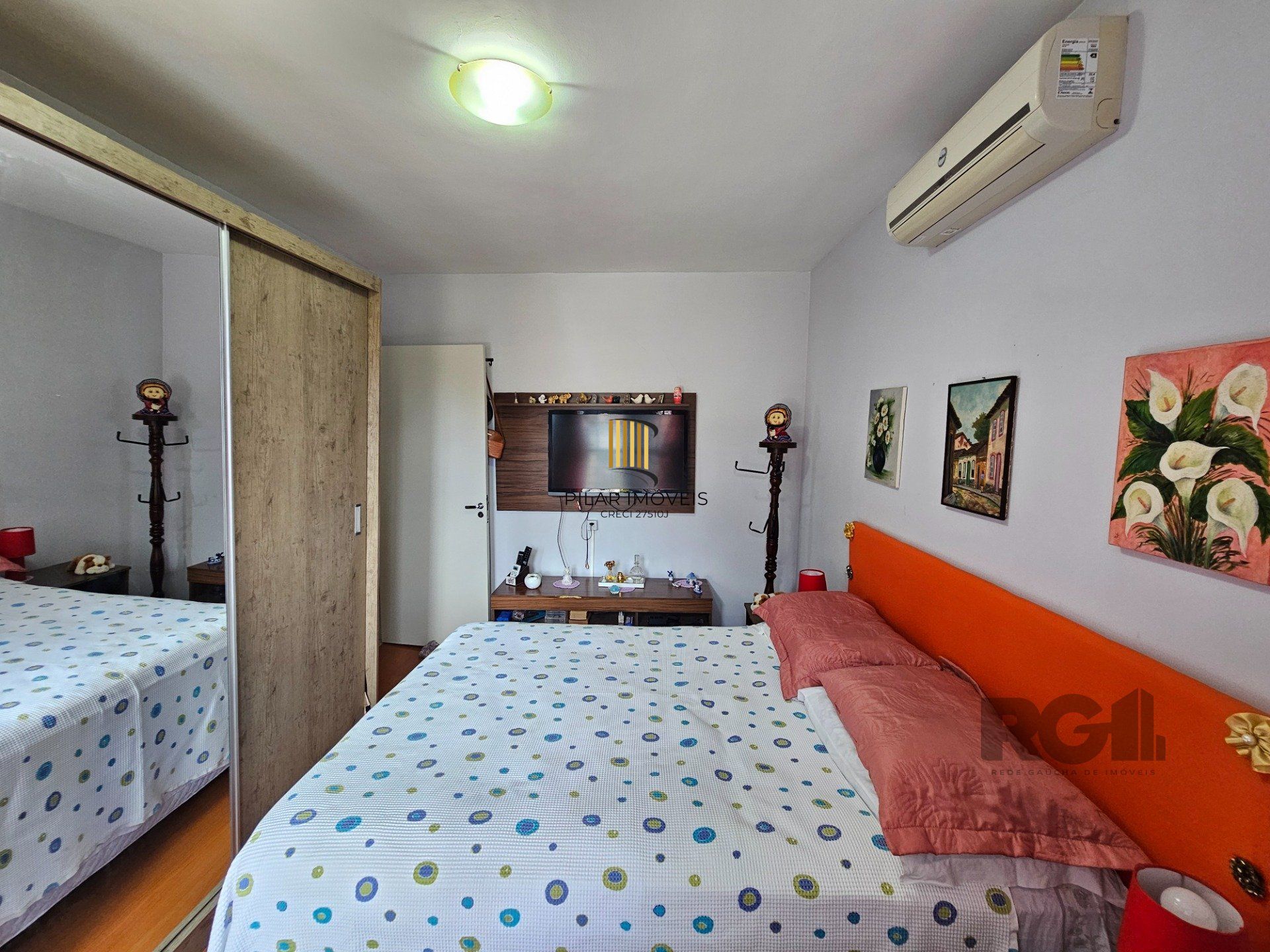 Casa 3 dormitórios no bairro Jardim do Salso