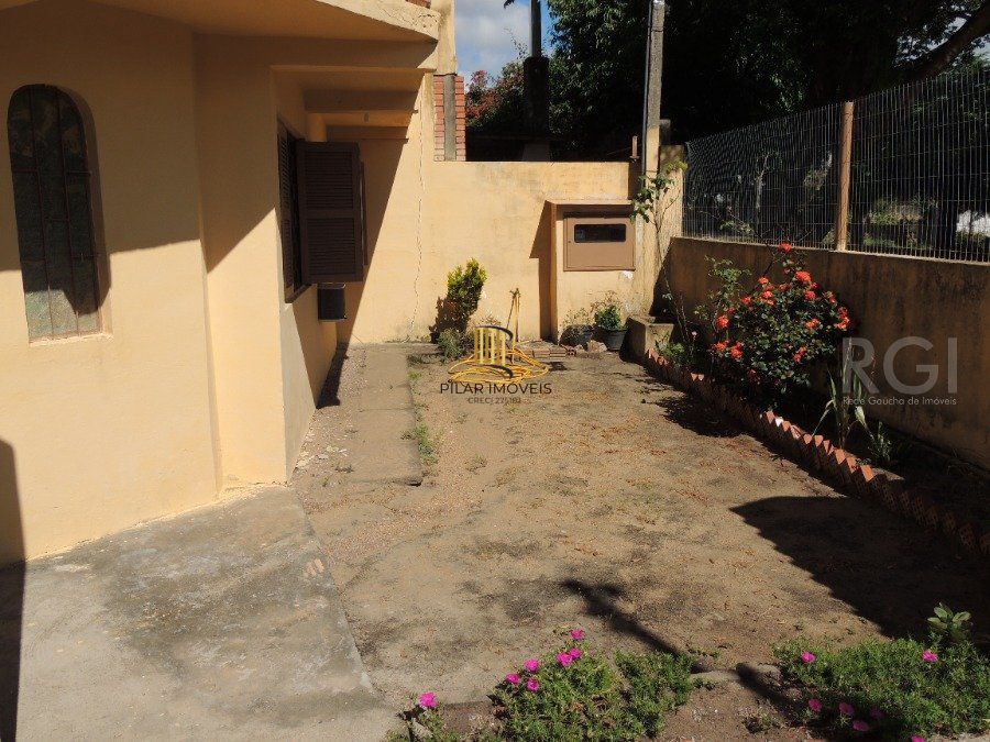 Sobrado para Venda - 280m², 3 dormitórios, 2 vagas - Alegria