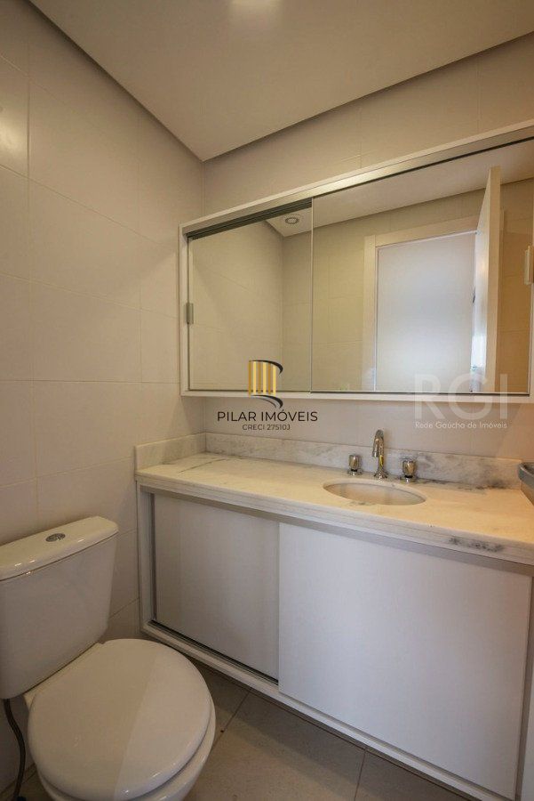 Apartamento para Venda - 65.41m², 3 dormitórios, sendo 1 suites, 1 vaga - Petrópolis