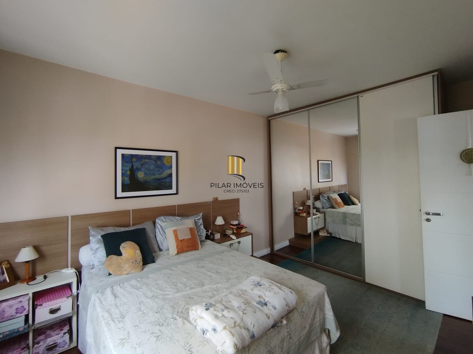 Apartamento 2 dormitórios no bairro Três Figueiras