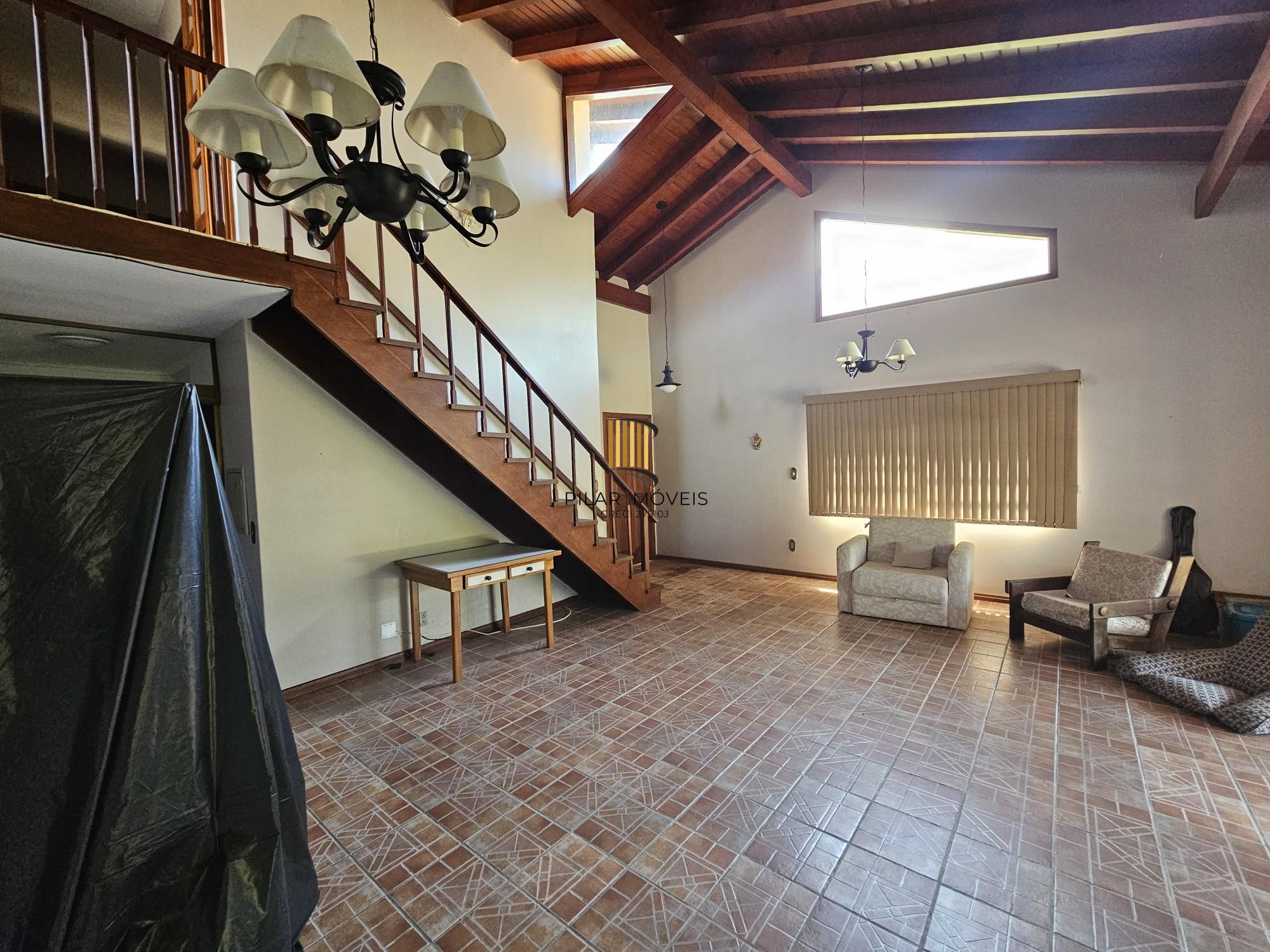 LINDO SOBRADO NO MELHOR PONTO DO BAIRRO TRISTEZA