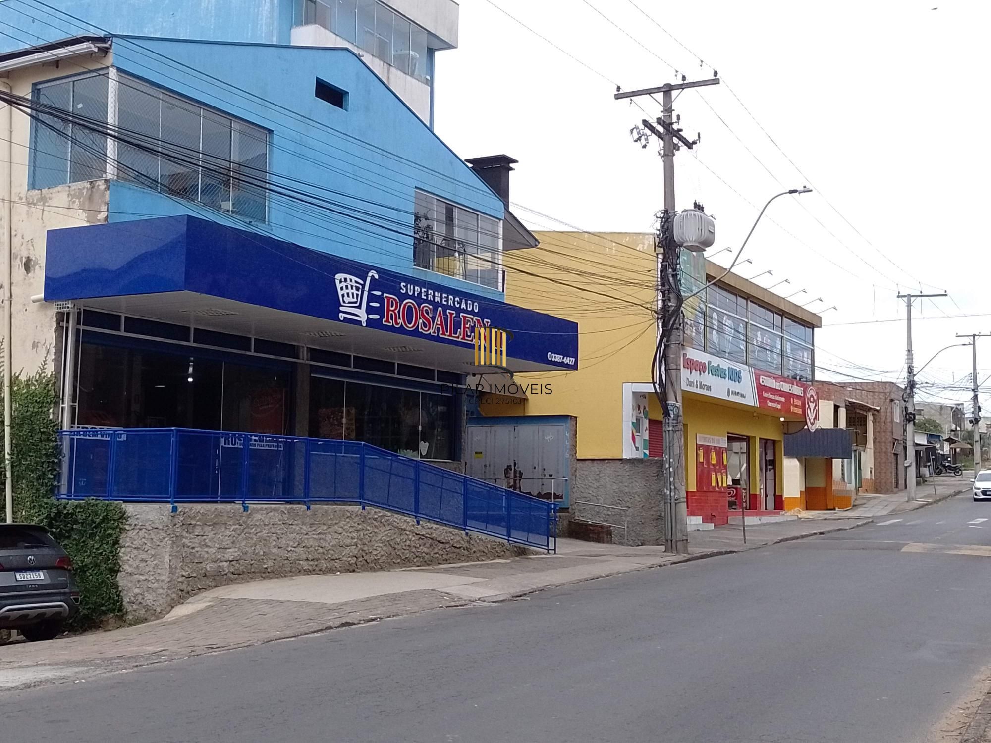 Apartamento 2 dormitórios com vaga perto da FAPA