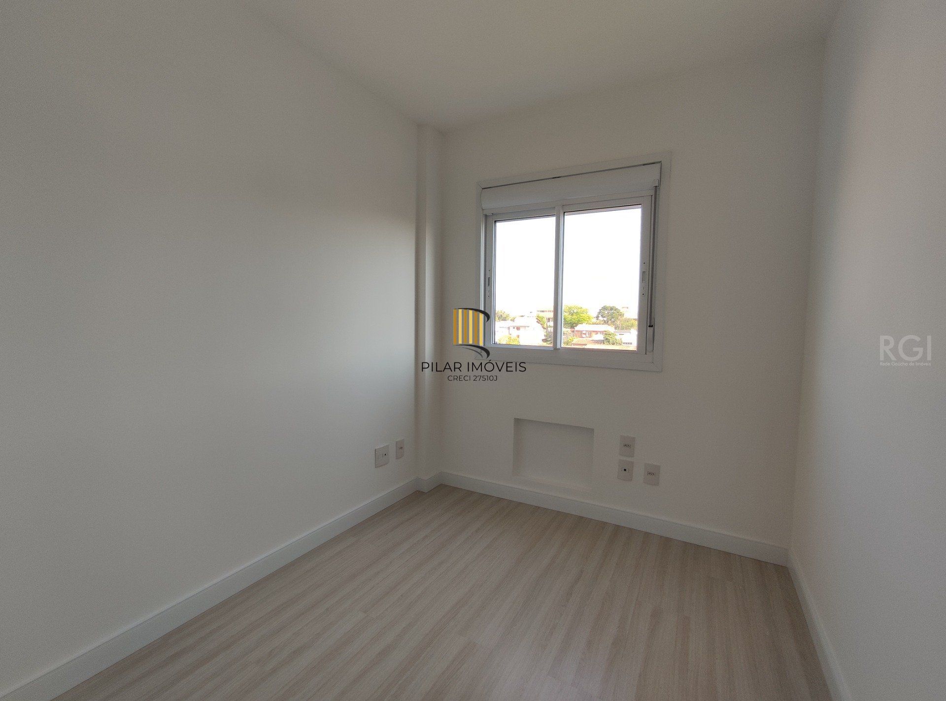 Apartamento para Venda - 68.11m², 3 dormitórios, sendo 1 suites, 2 vagas - Santo Antonio
