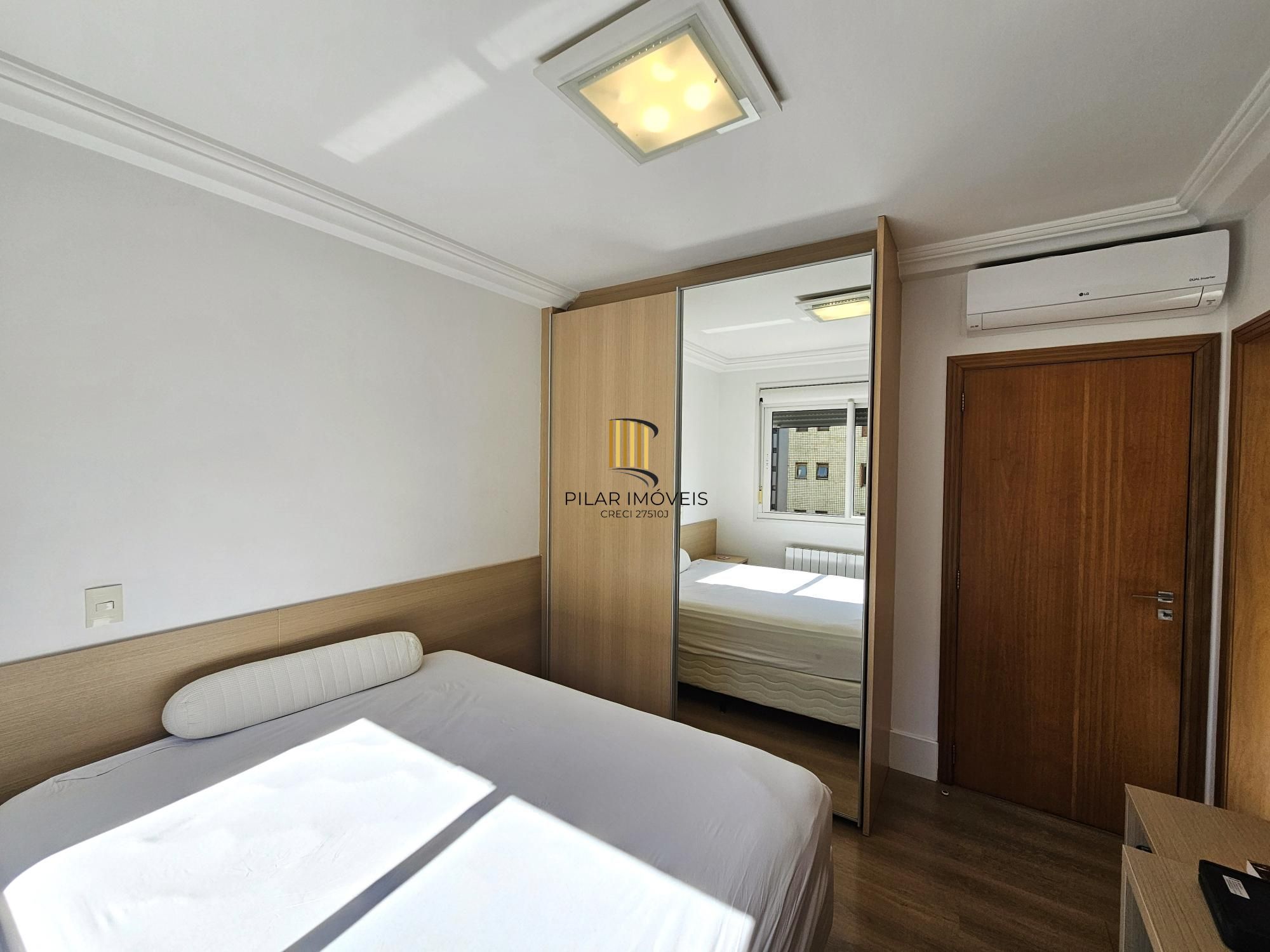 ALTO PADRÃO | BELA VISTA | 3 SUÍTES + 4 VAGAS | MOBILIADO