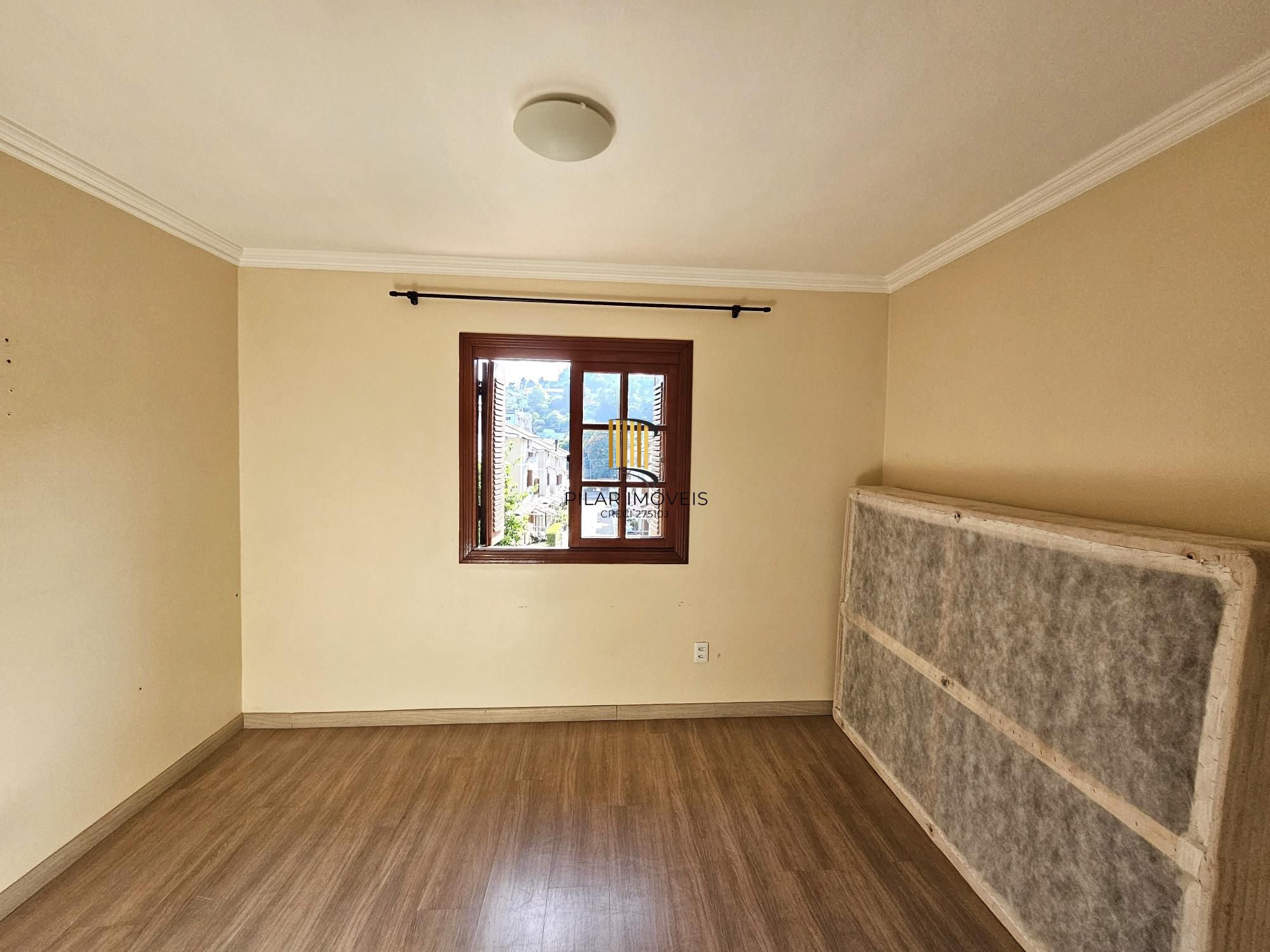 CASA EM CONDOMÍNIO PERTINHO DA OSCAR PEREIRA