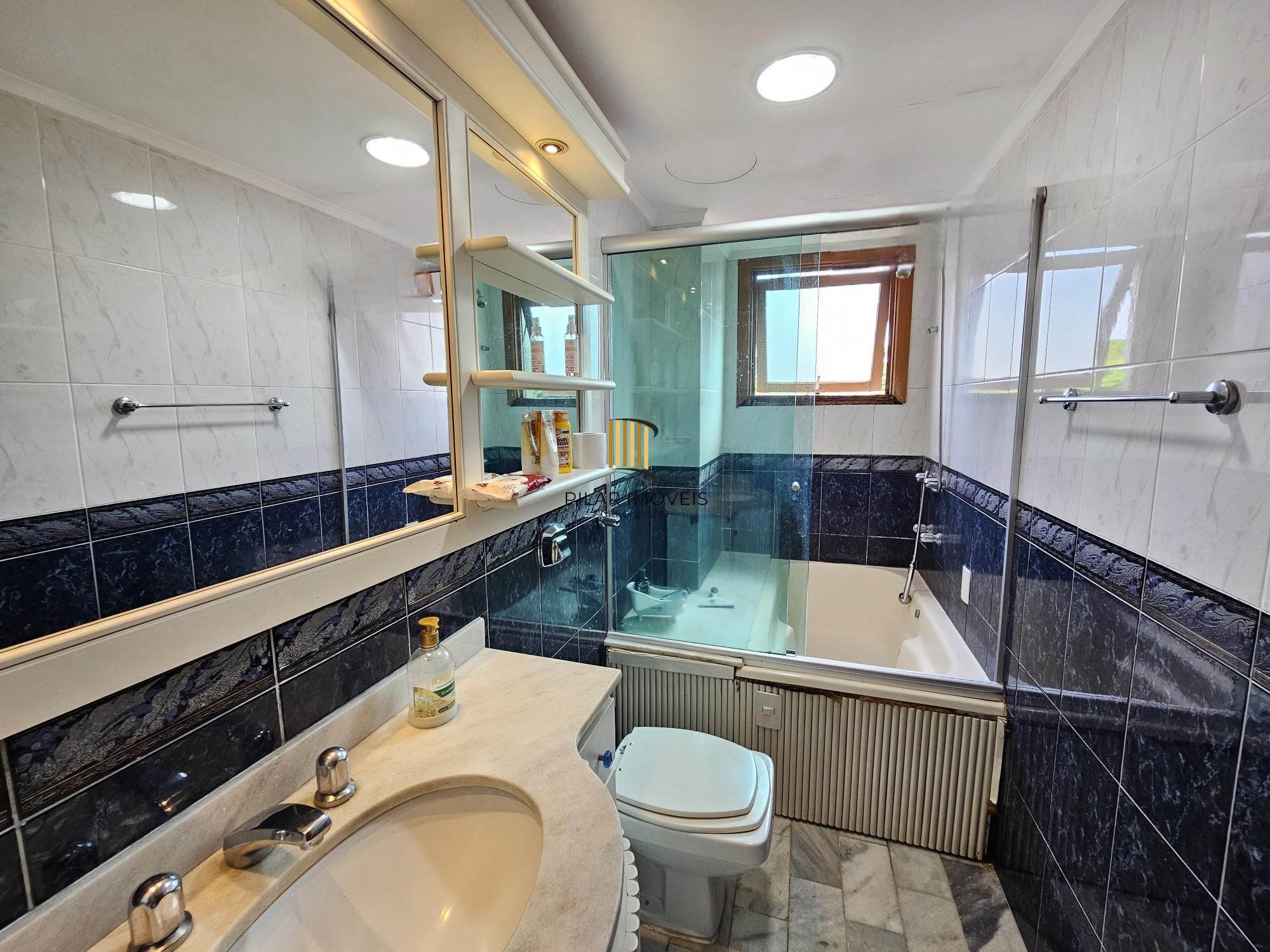 Apartamento 3 dormitórios no bairro Petrópolis