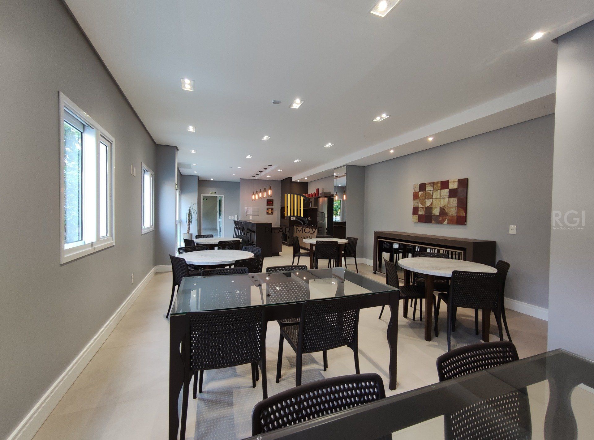 Apartamento para Venda - 68.11m², 3 dormitórios, sendo 1 suites, 2 vagas - Santo Antonio