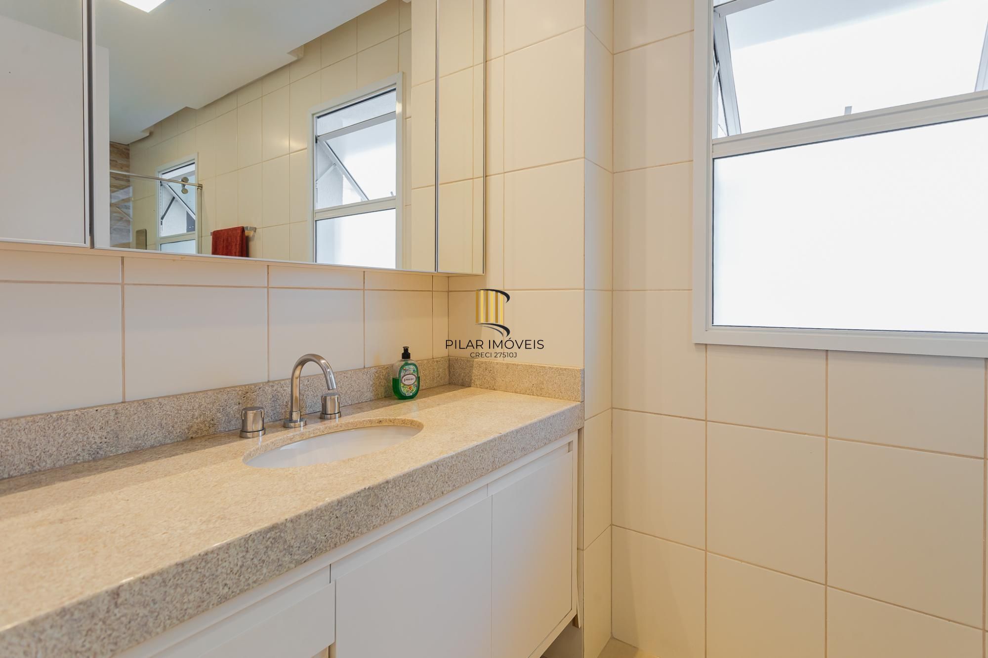 CONDOMINIO ATMOSFERA - CASA MOBILIADA DE 4 SUÍTES COM 4 VAGAS