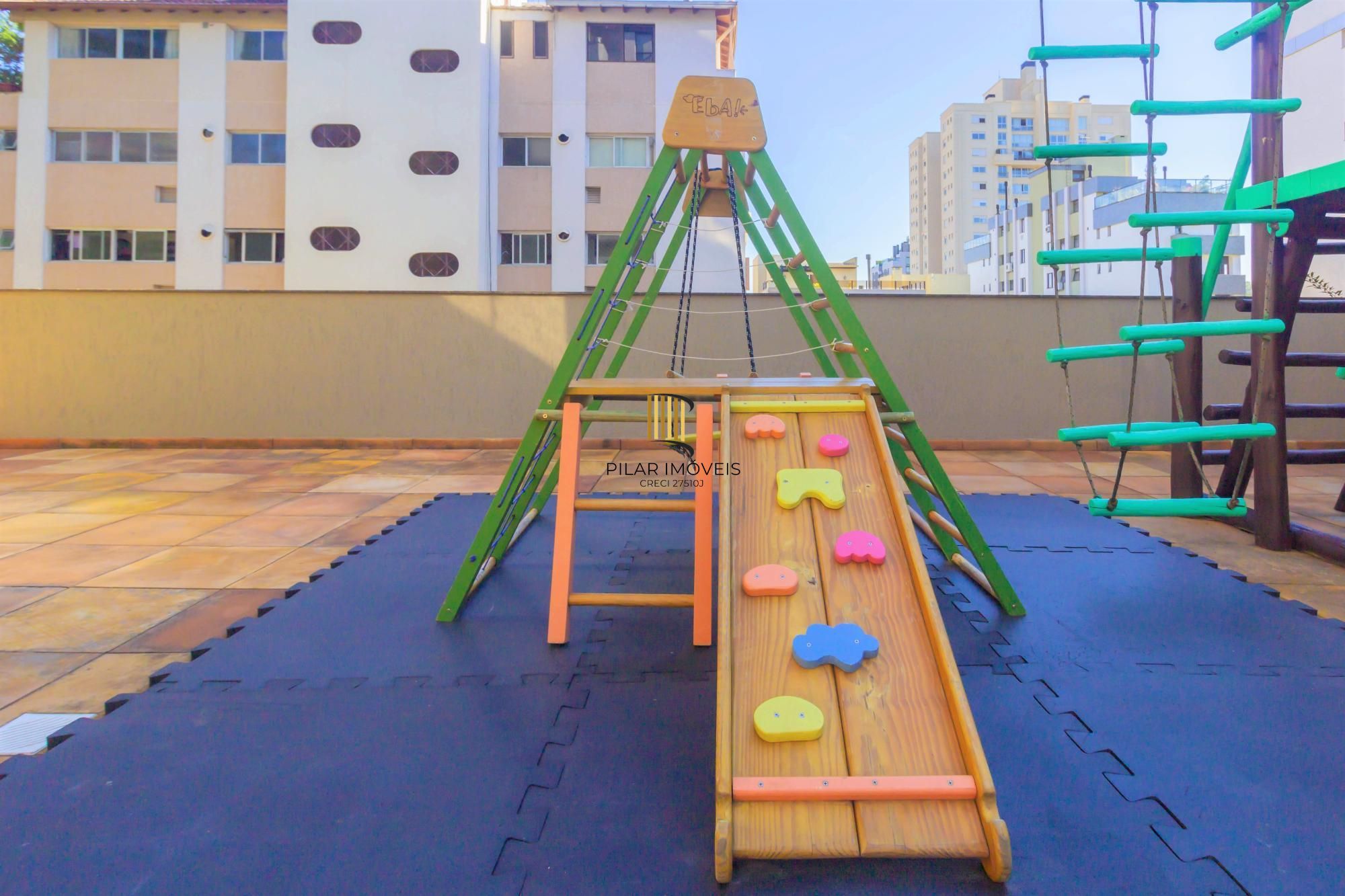 BAIRRO AUXILIADORA | 190M2 PRIVATIVOS | ANDAR ALTO