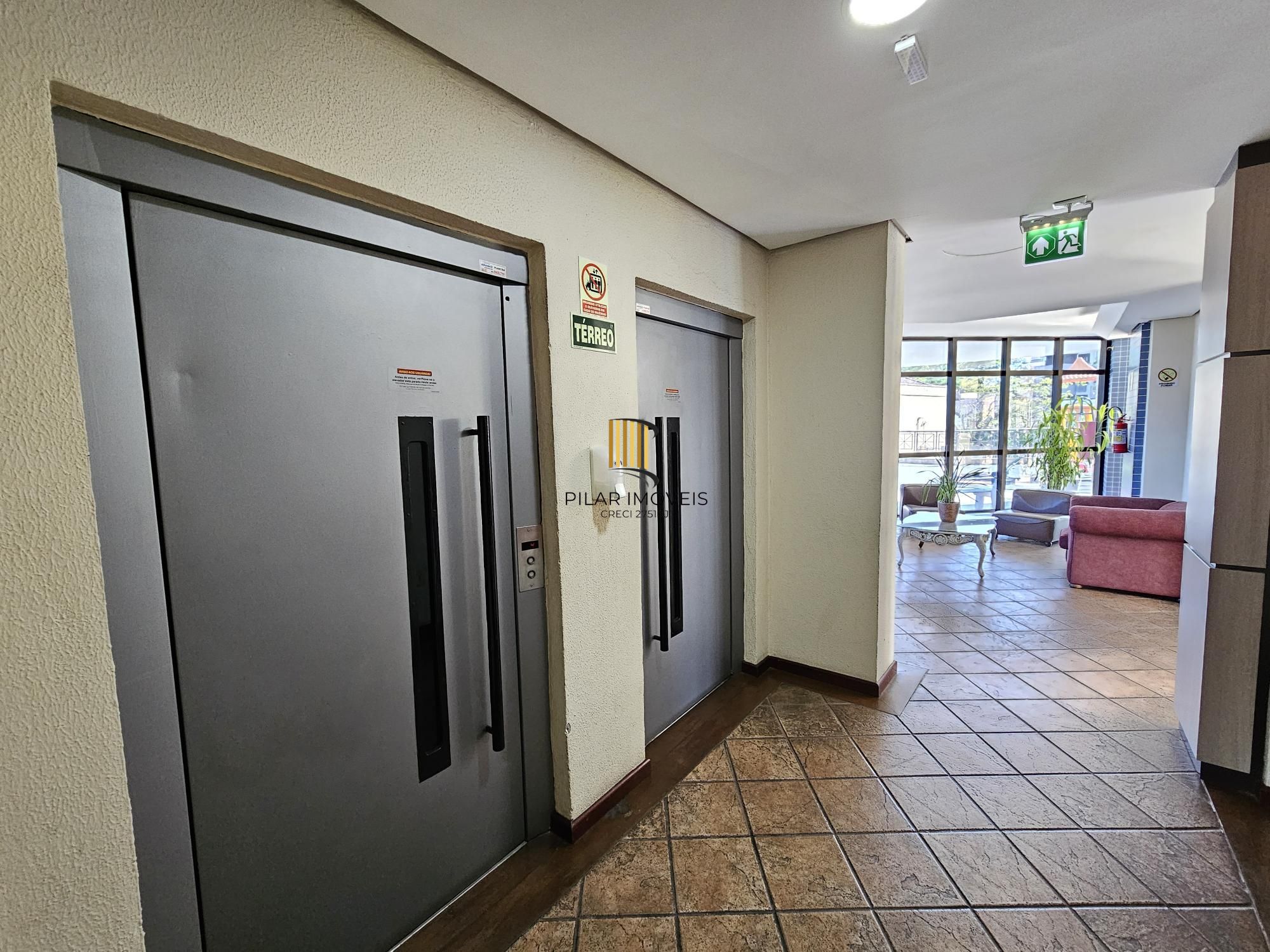 Apartamento 02 Dormitórios e 02 vagas no bairro Higienópolis