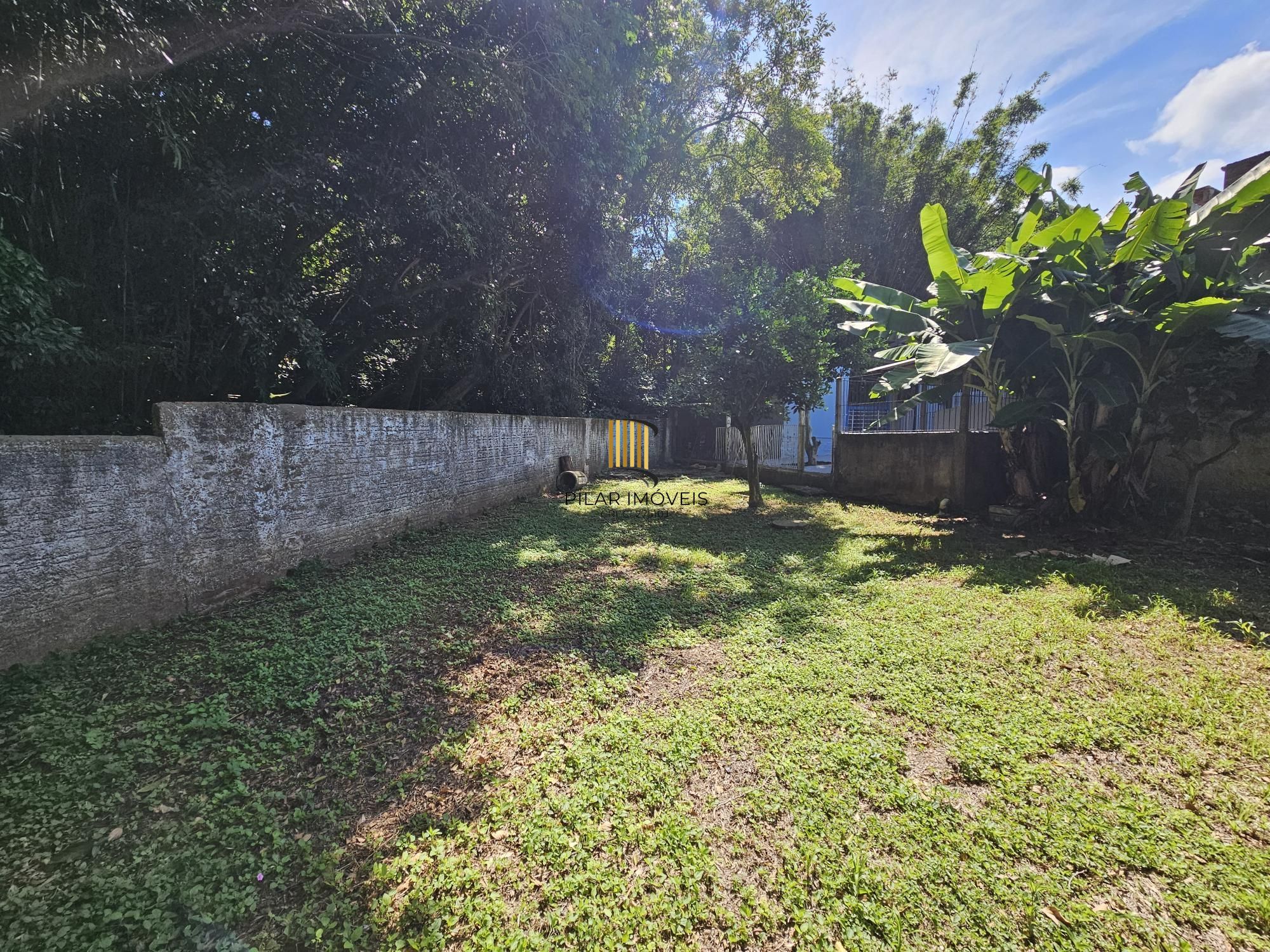 TERRENO COM MAIS DE 790M2 | CASA IMPECÁVEL DE 2 DORMITÓRIOS