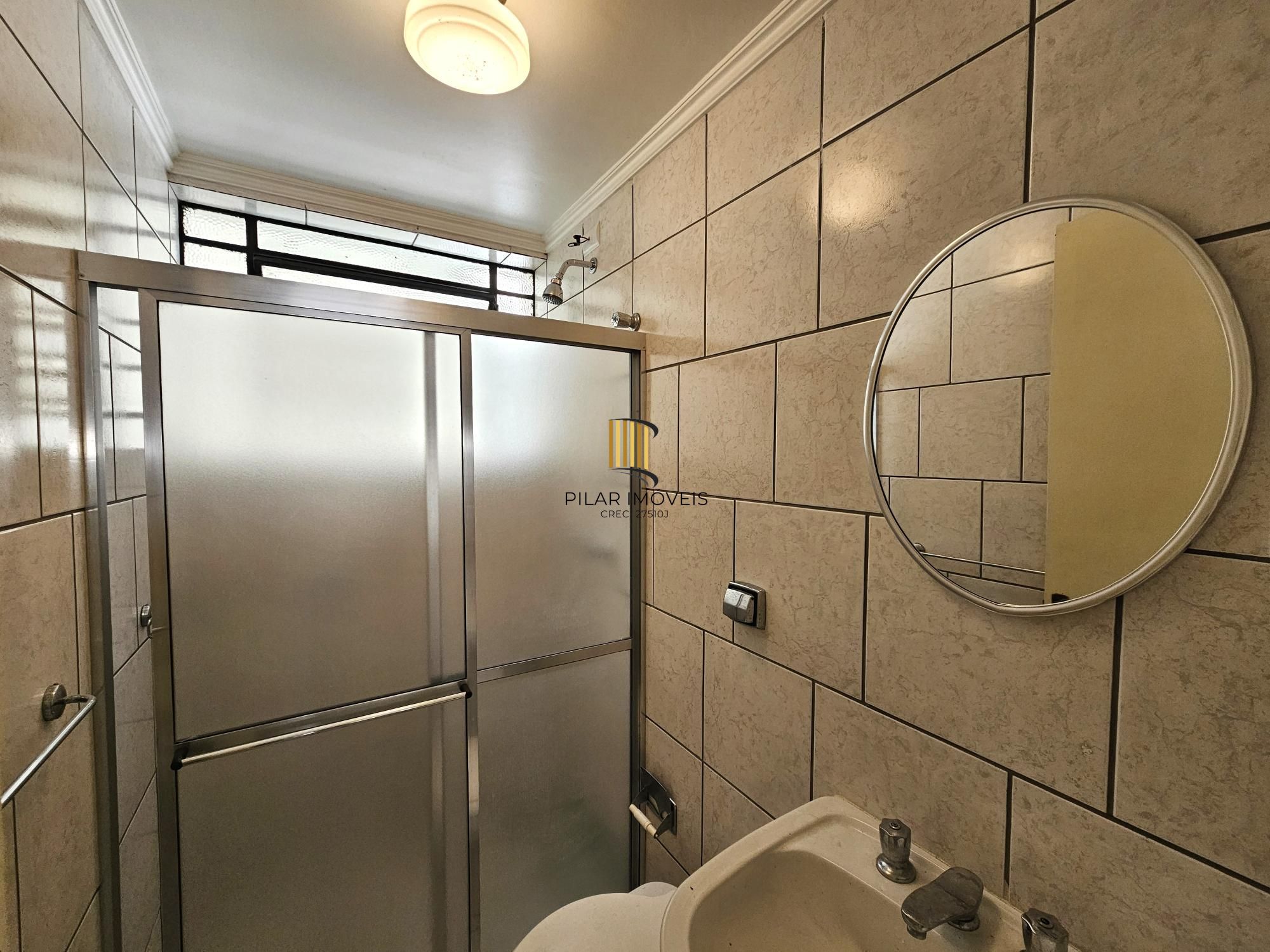 CASA EXCLUSIVA NO BAIRRO TRÊS FIGUEIRAS