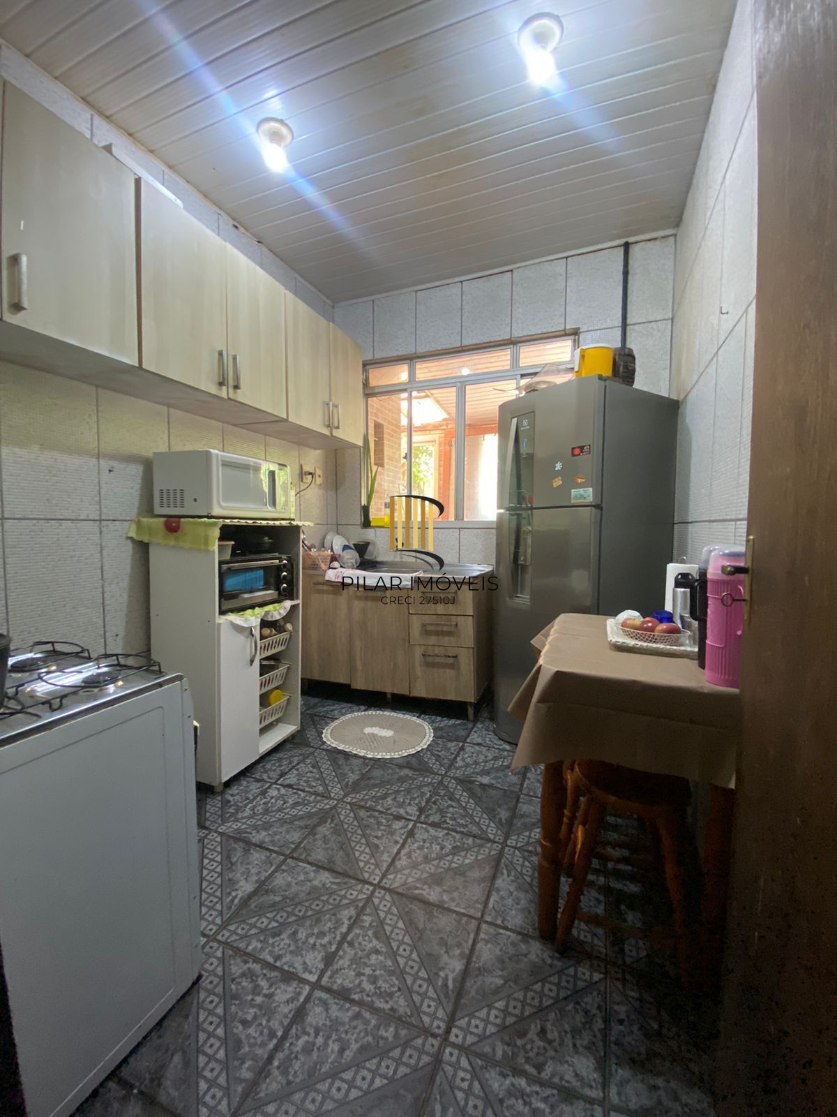 Casa 3 dormitórios com amplo terreno