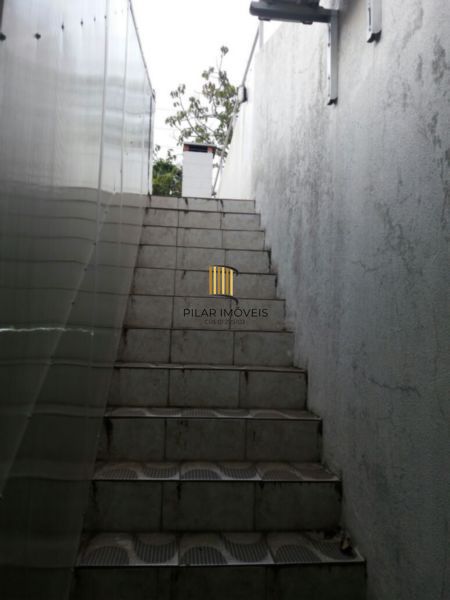 Casa para Venda - 435.6m², 2 dormitórios, 3 vagas - Cristo Redentor