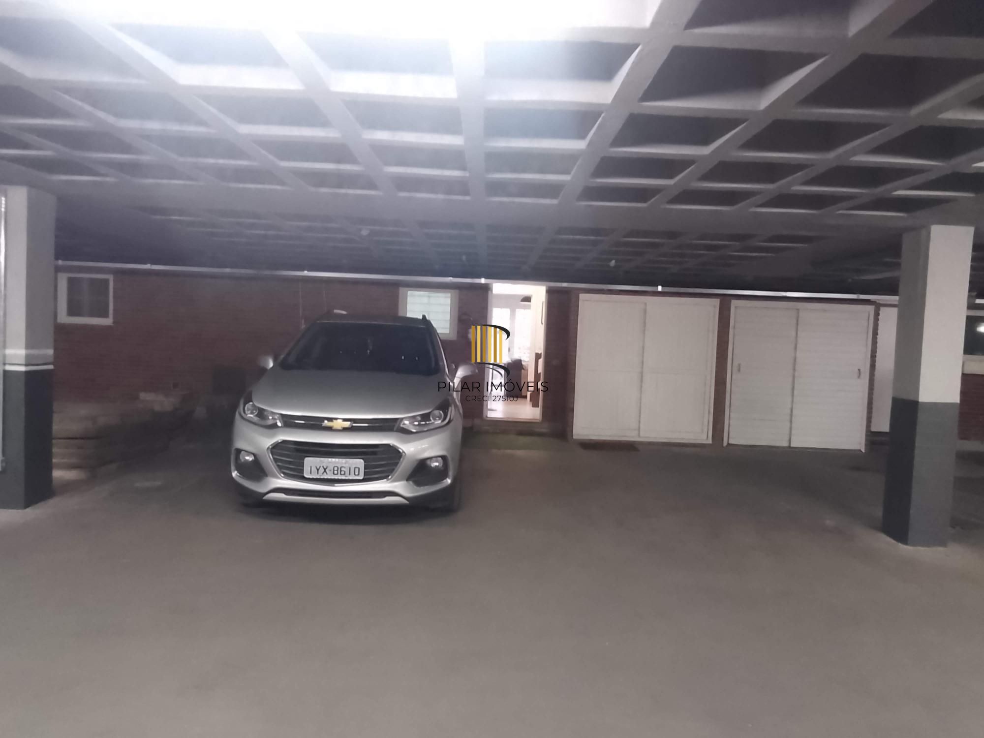 Casa 3 dormitórios em condomínio de luxo próximo ao Shopping Iguatemi