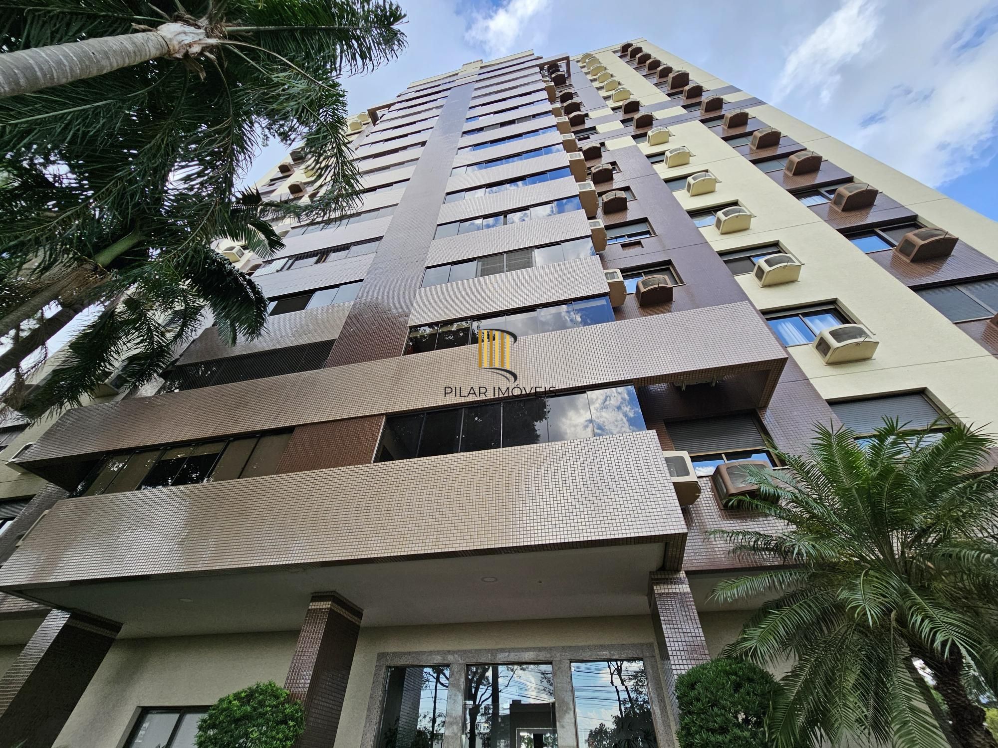Apartamento 3 dormitórios no bairro Petrópolis
