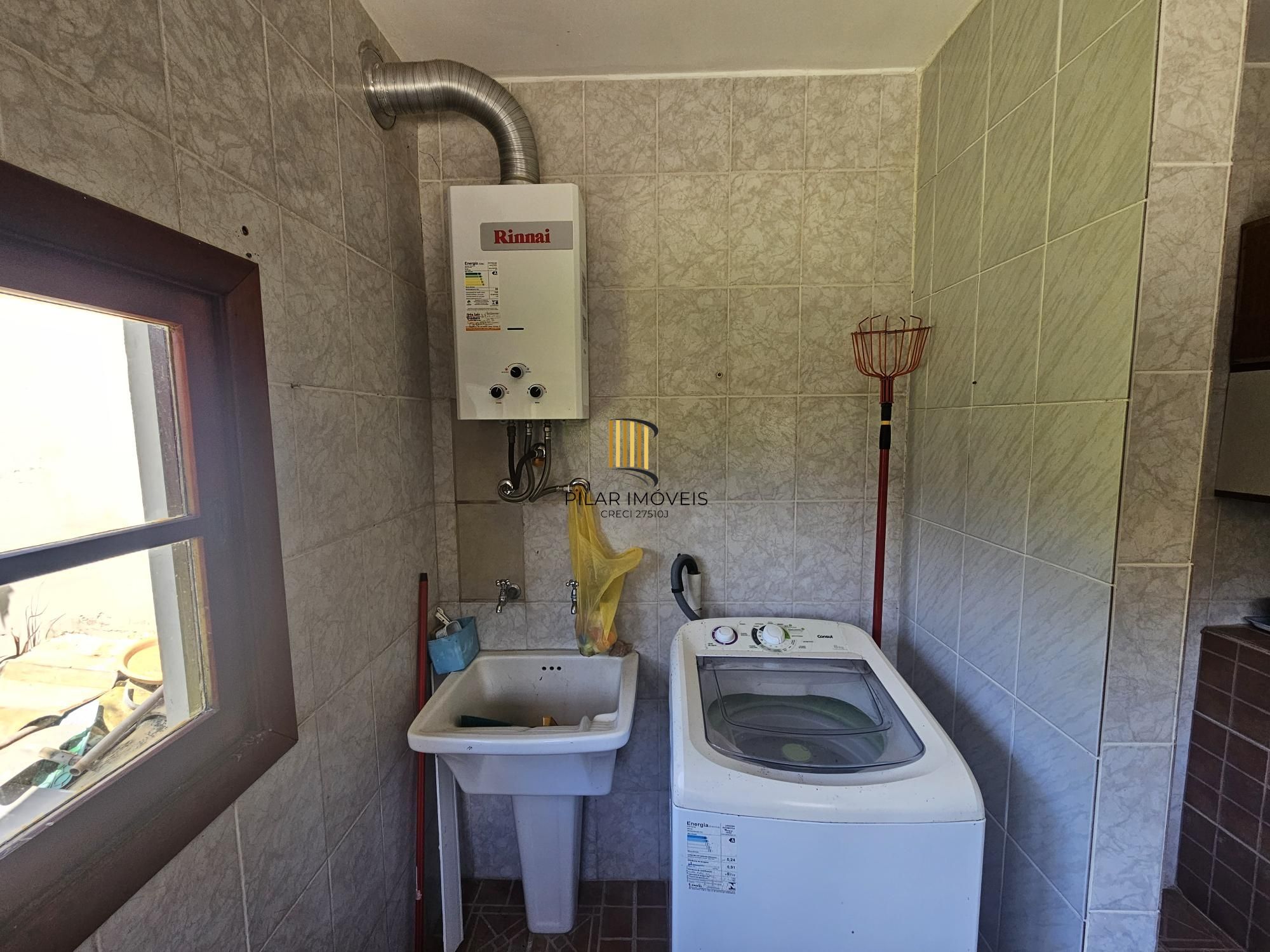 LINDO SOBRADO NO MELHOR PONTO DO BAIRRO TRISTEZA