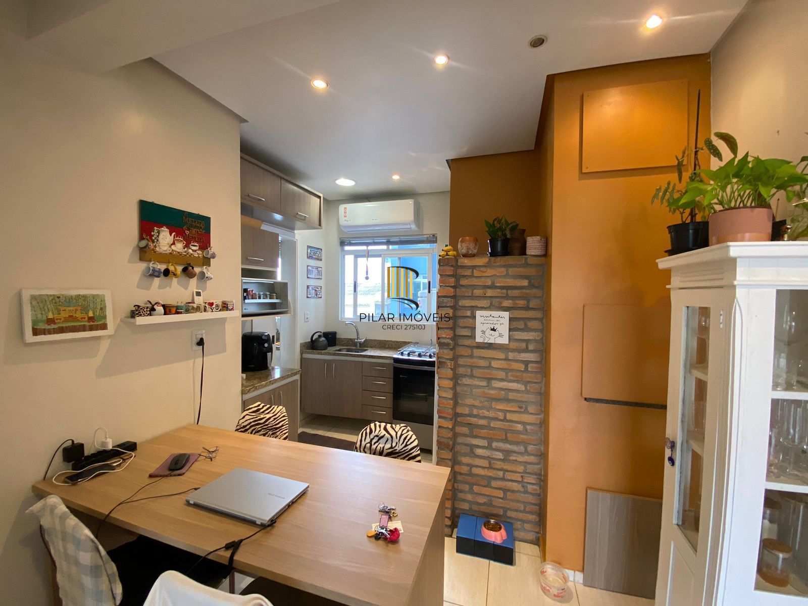 Apartamento 1 dormitório com vaga e elevador no Petrópolis